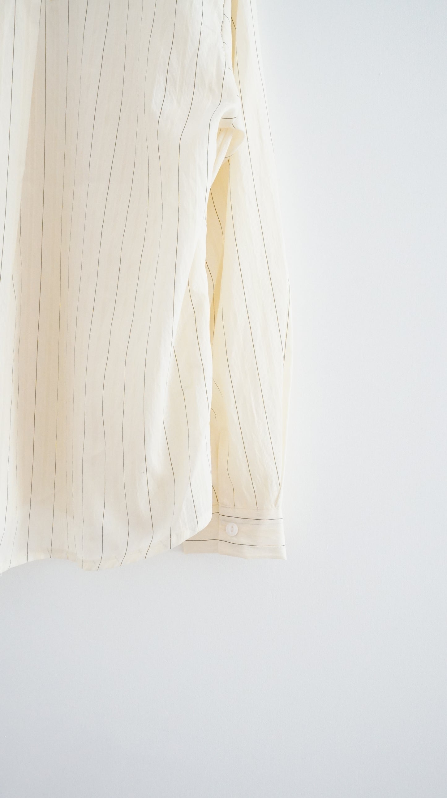 breezy stripe tencel shirt in lemon