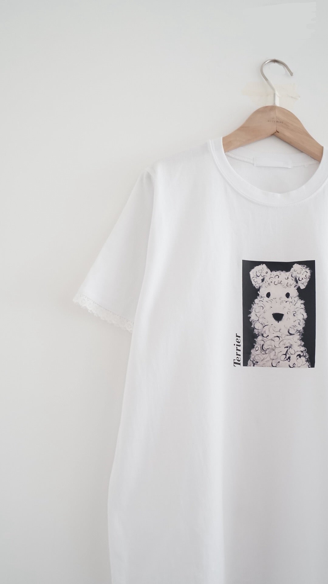muib puppy print lace trim tee in white (pre-order)
