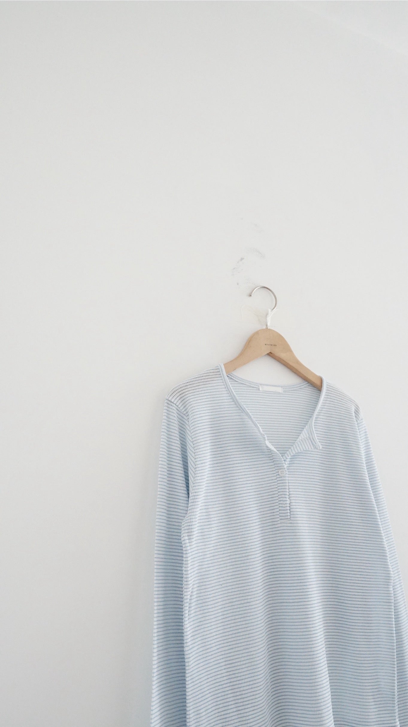 veil striped tee in baby-blue (pre-order)