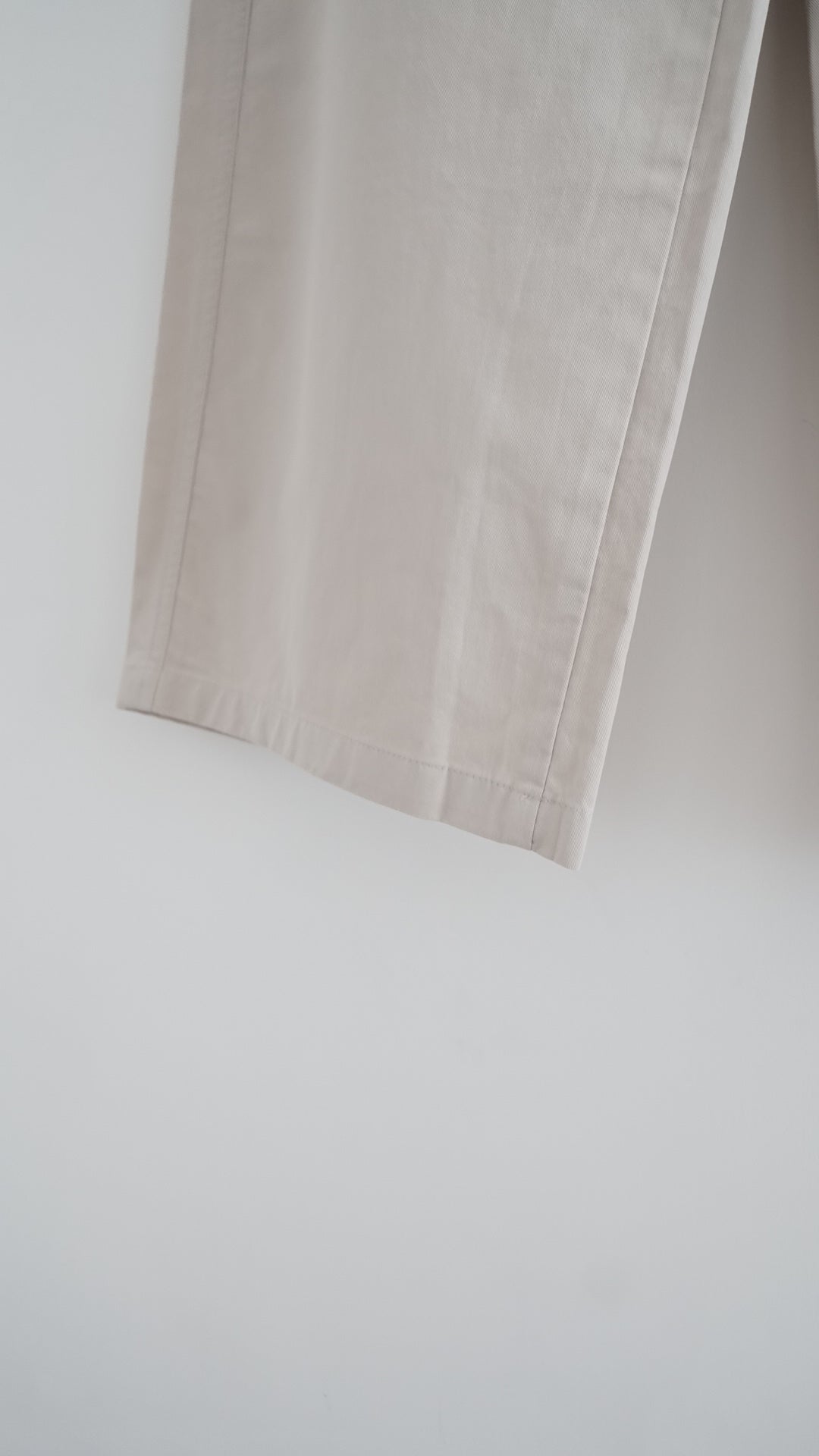 kaze curved seam wide-leg trousers in beige (pre-order)