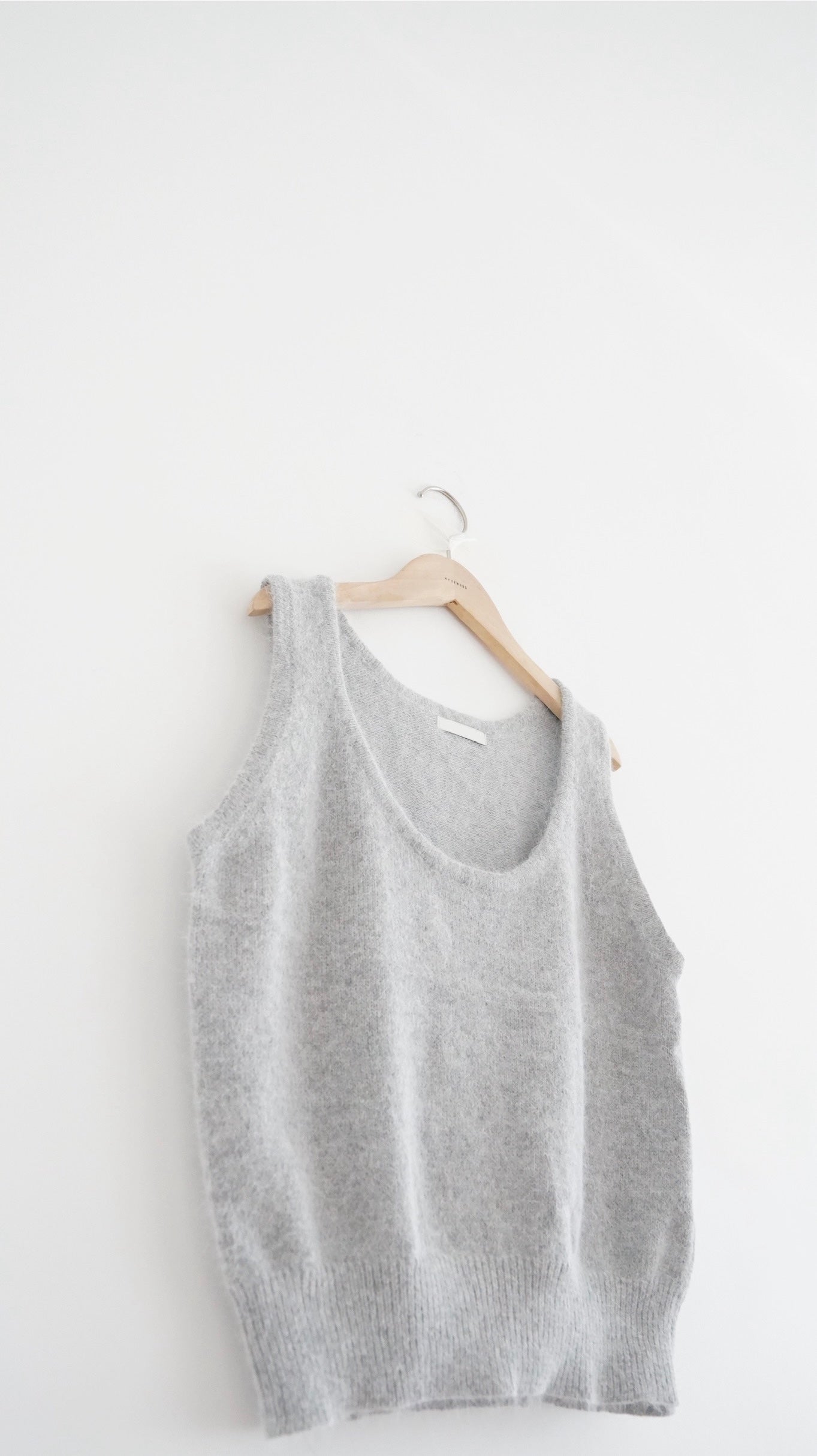 soft minimalist vest in grey (pre-order)