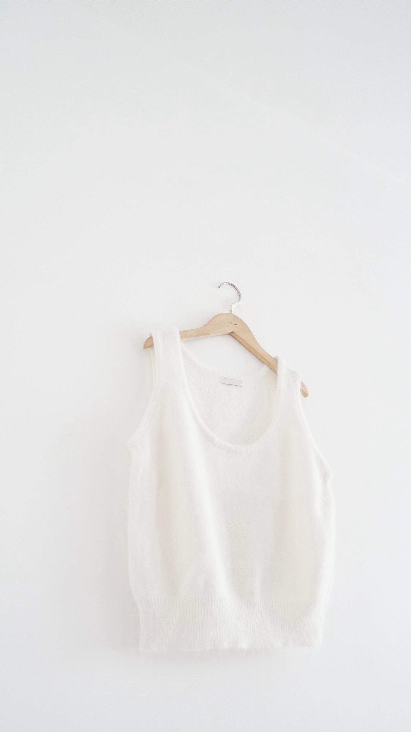 soft minimalist vest in ivory (pre-order)
