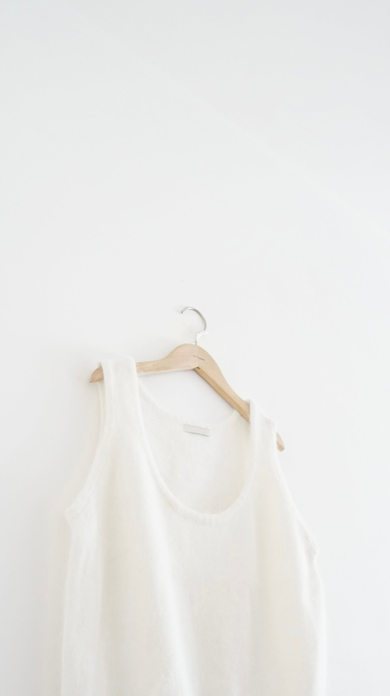 soft minimalist vest in ivory (pre-order)