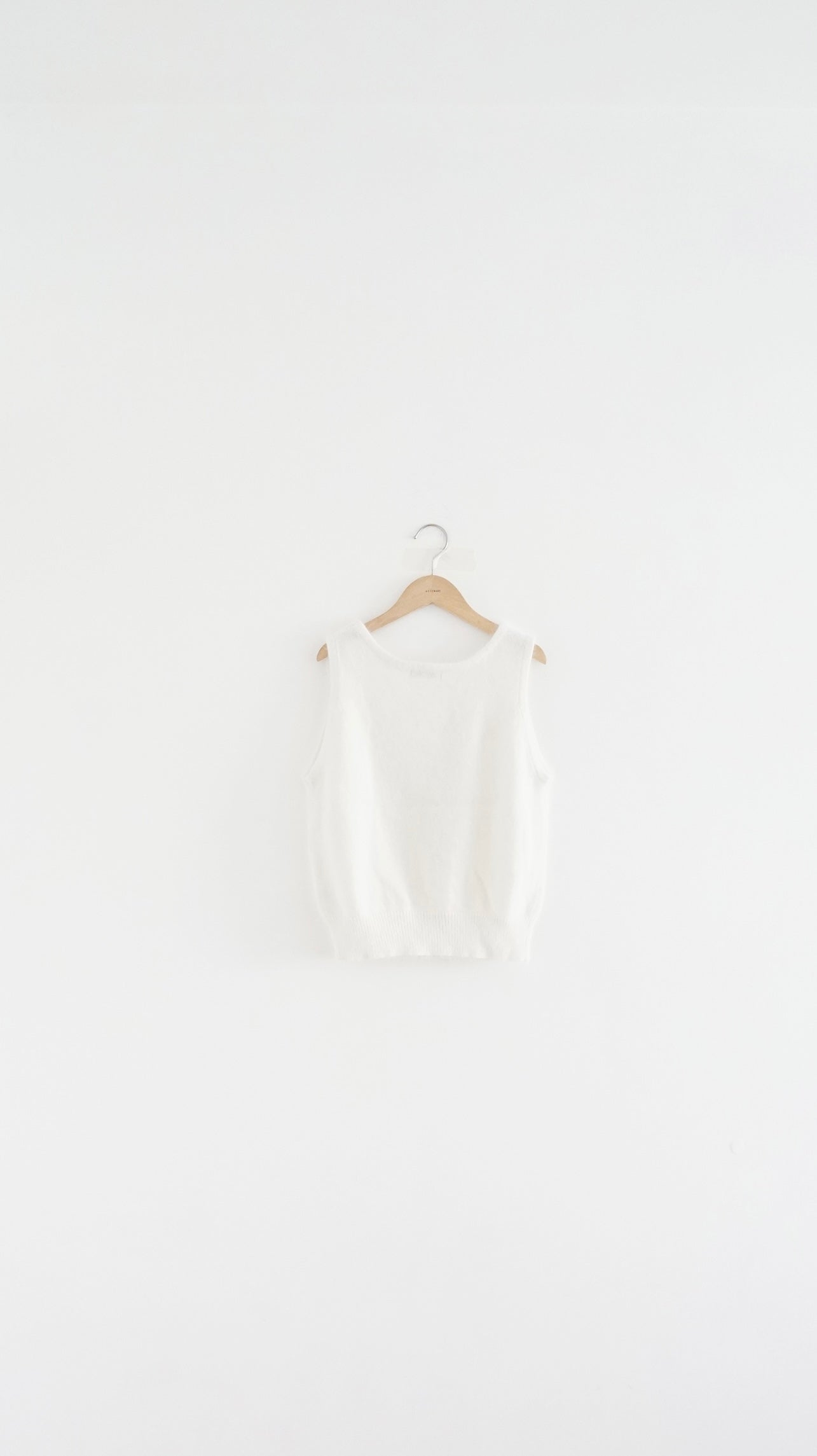 soft minimalist vest in ivory (pre-order)