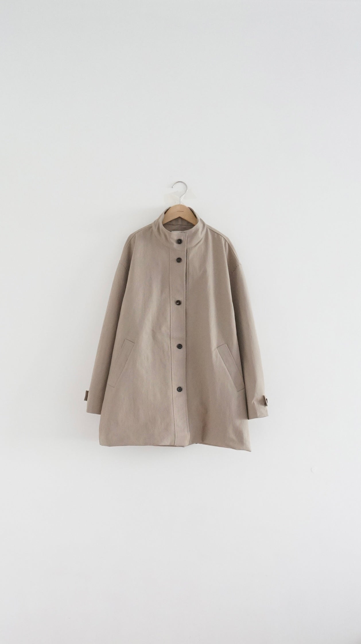 tailored collar coat in beige (pre-order)