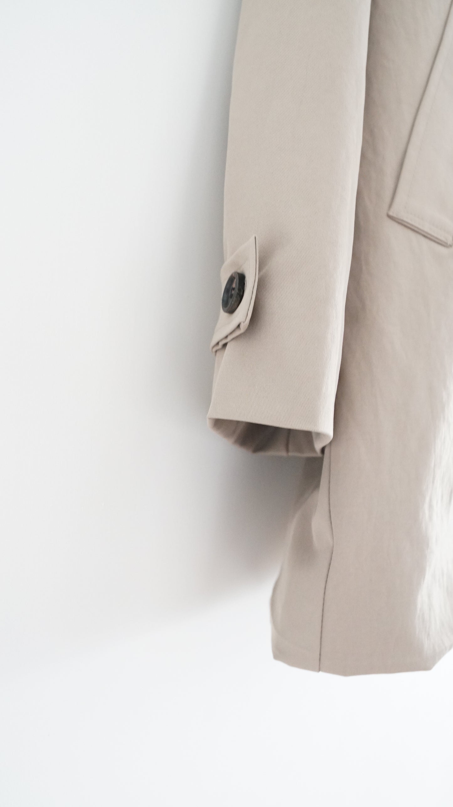 tailored collar coat in beige (pre-order)