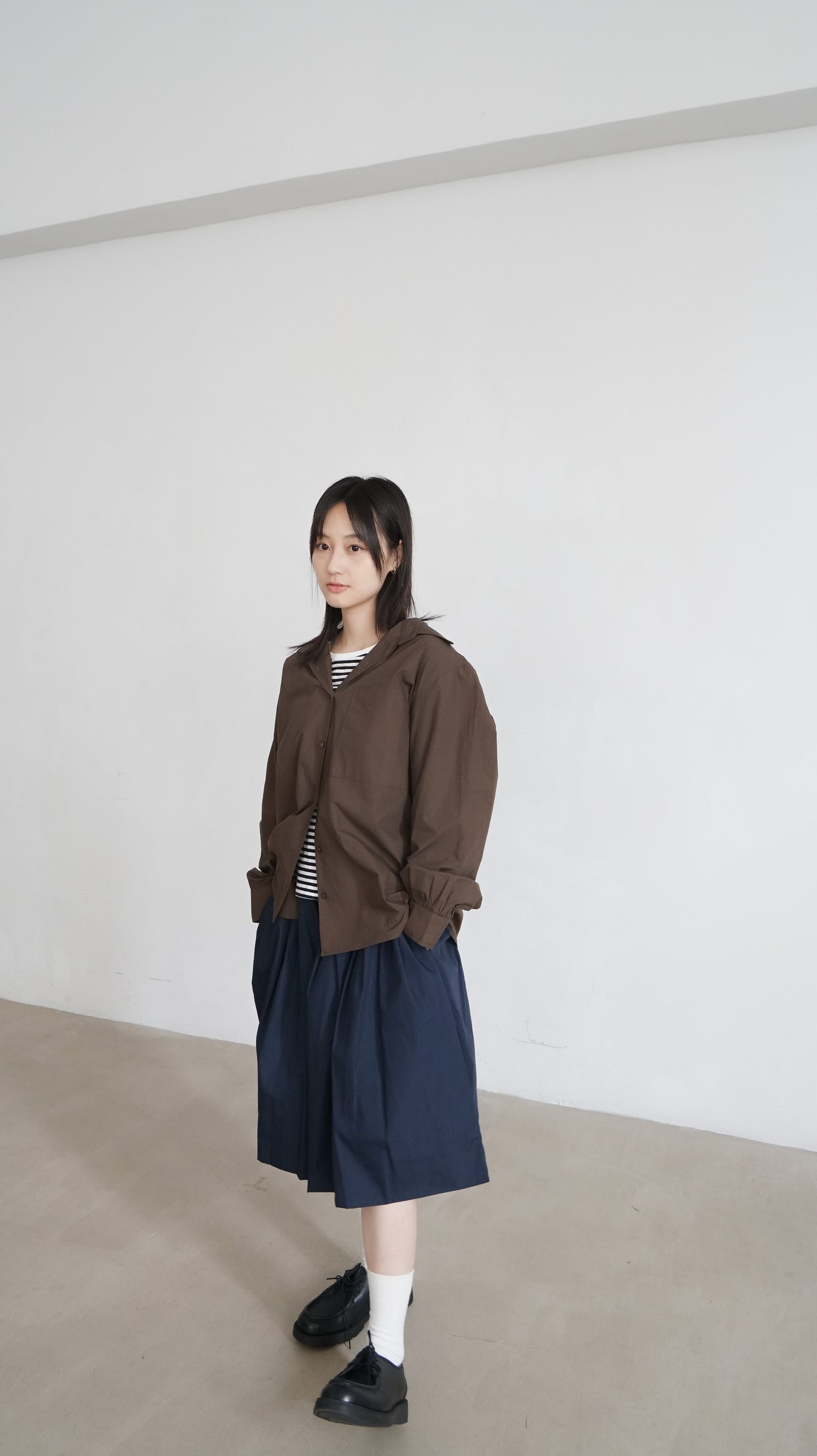 classic off shoulder oversized shirt in brown ( pre-order )