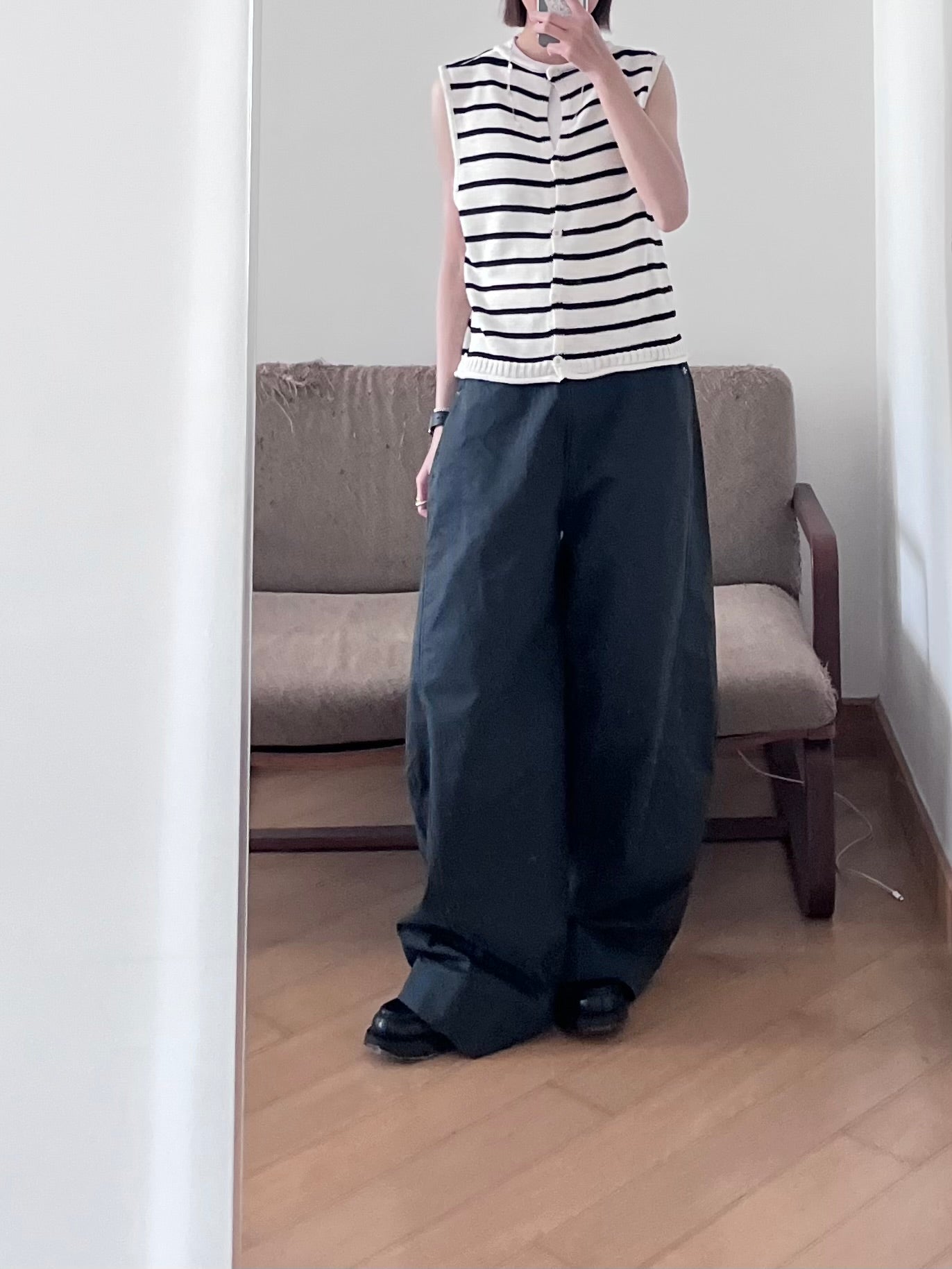 light cocoon pants in charcoal (pre-order)