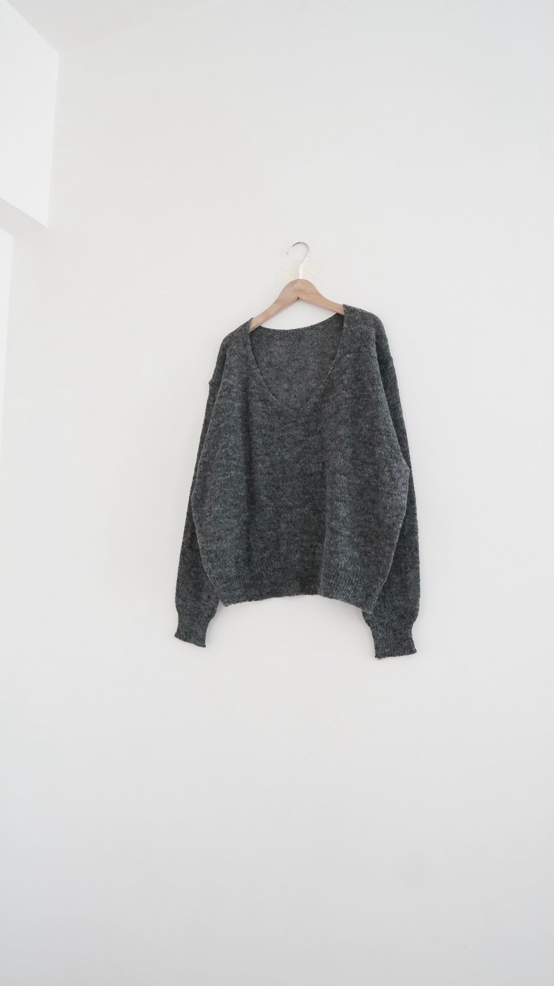 atelier light v-neck sweater in charcoal (pre-order)