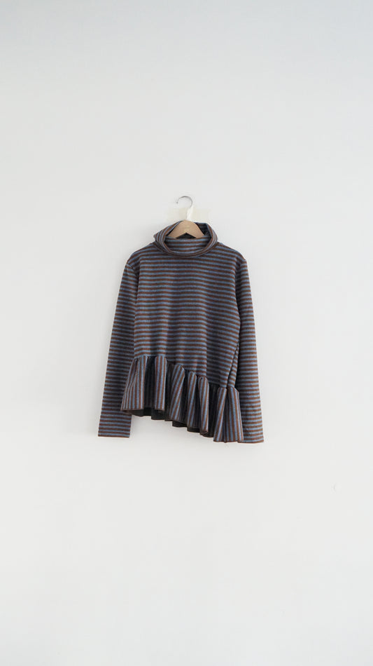 turtle-neck striped inner shirt in blue x brown (pre-order)