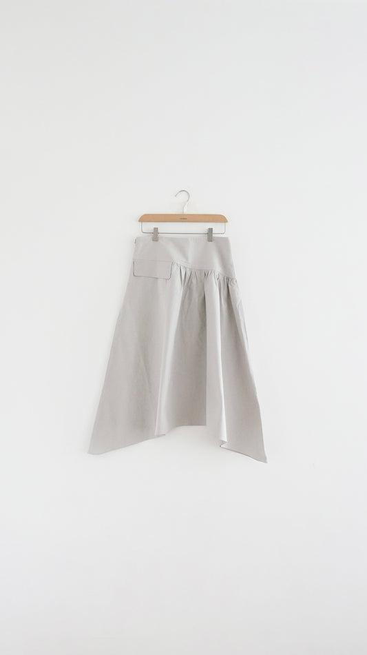 witt irregular shaped skirt in light grey
