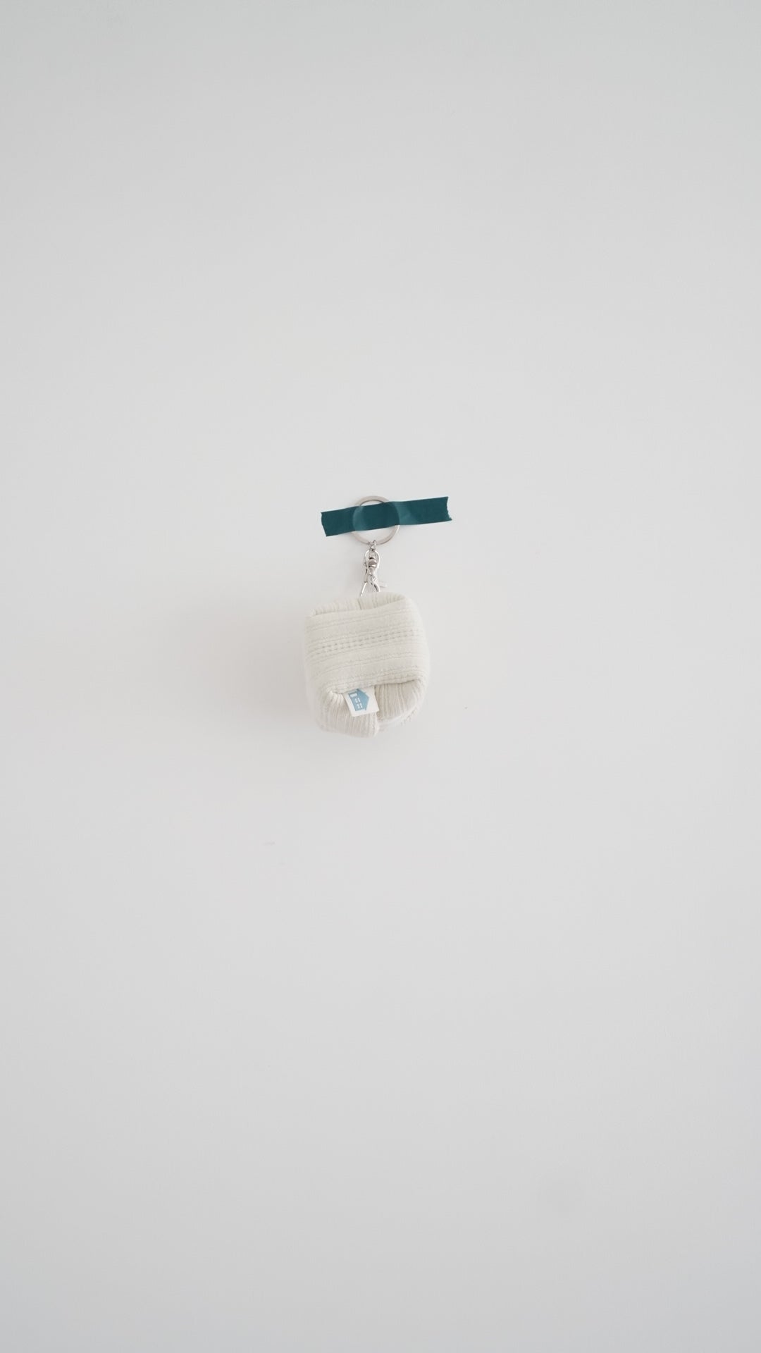 little cube pouch in openwork mint