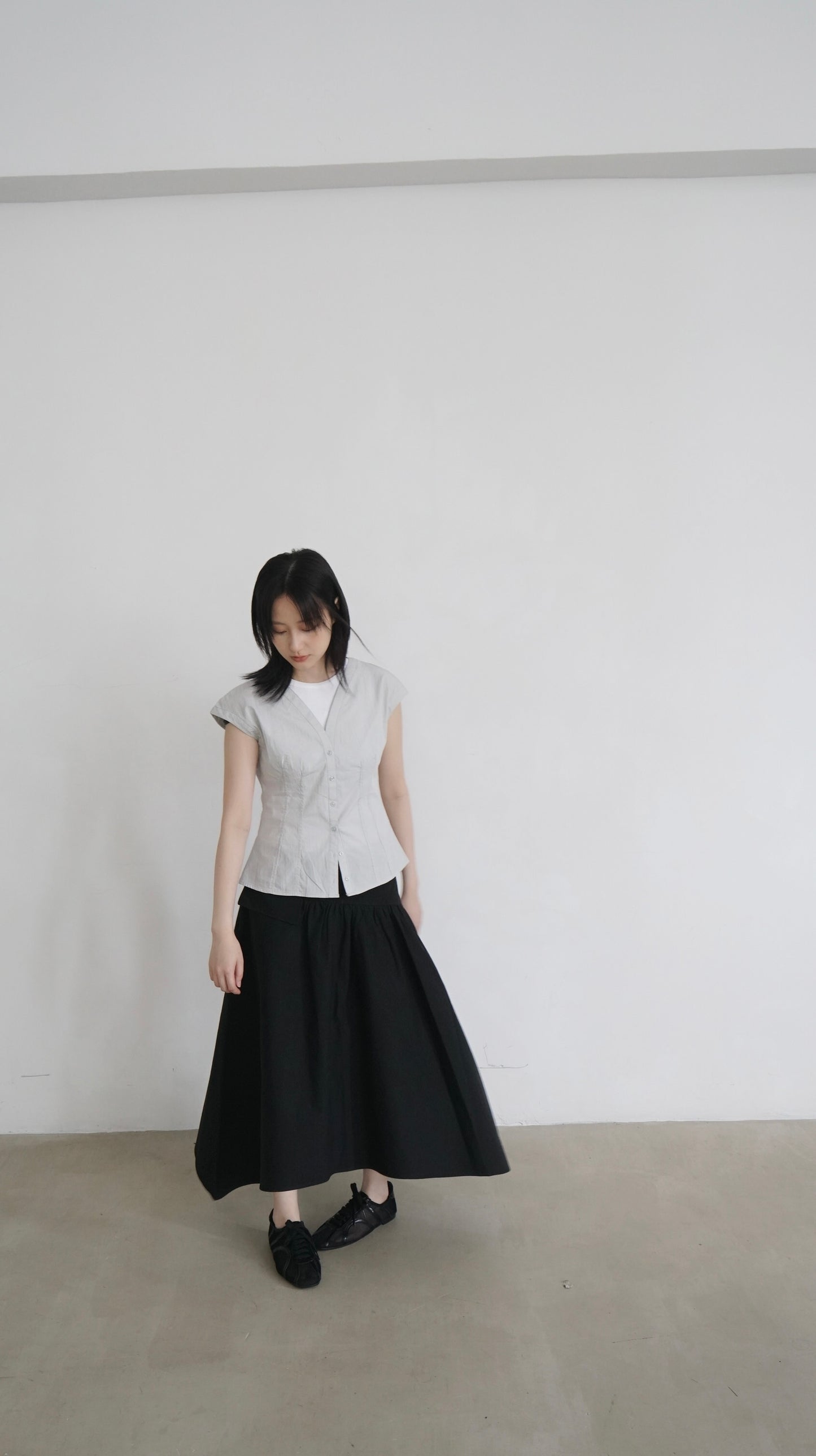 witt irregular shaped skirt in black