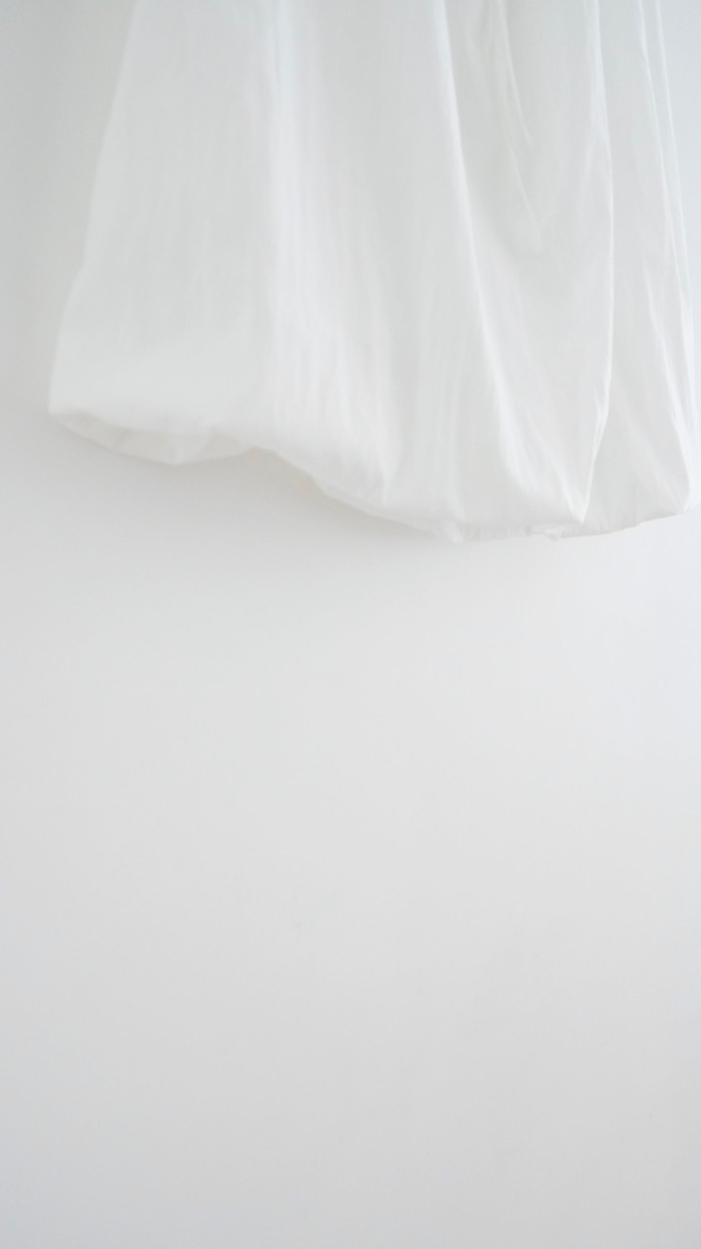 everyday puff midi skirt in white (pre-order)