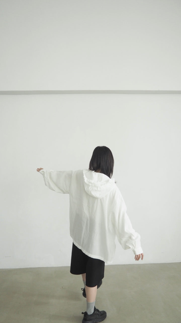 ruffles hoodies shirt in white (pre-order)