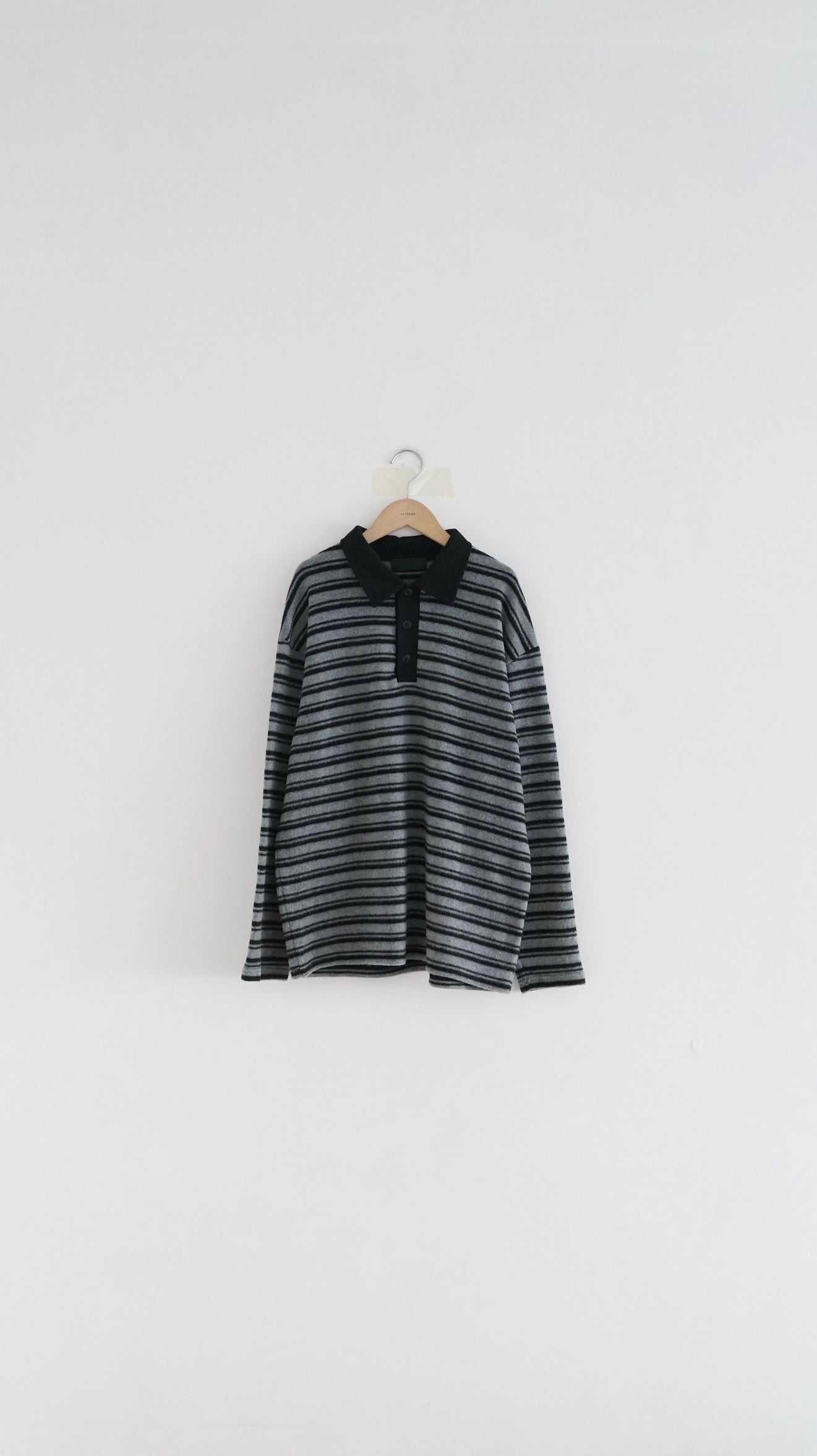 the skagen stripe polo in black x grey (pre-order)