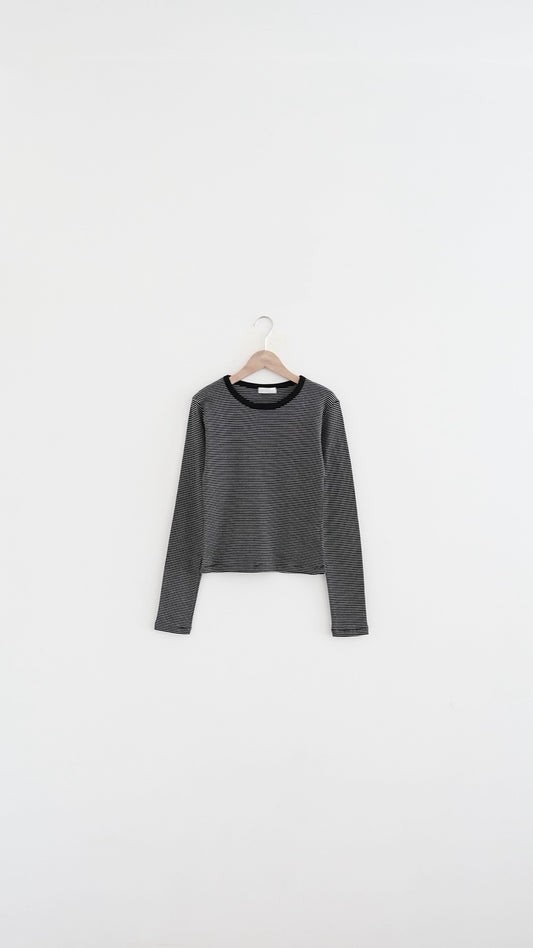 hina classic striped tee in black (pre-order)