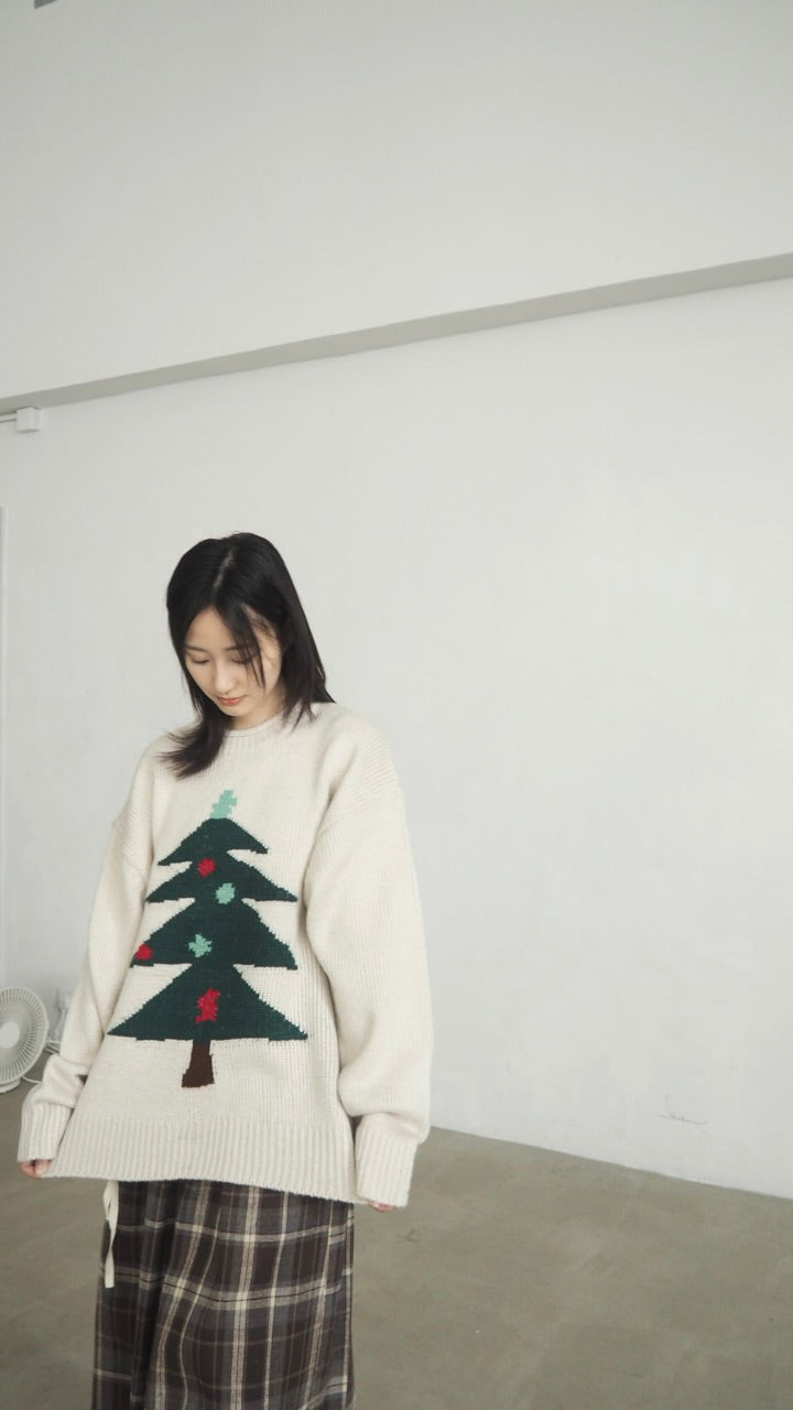 unisex christmas tree sweater in ivory (pre-order)