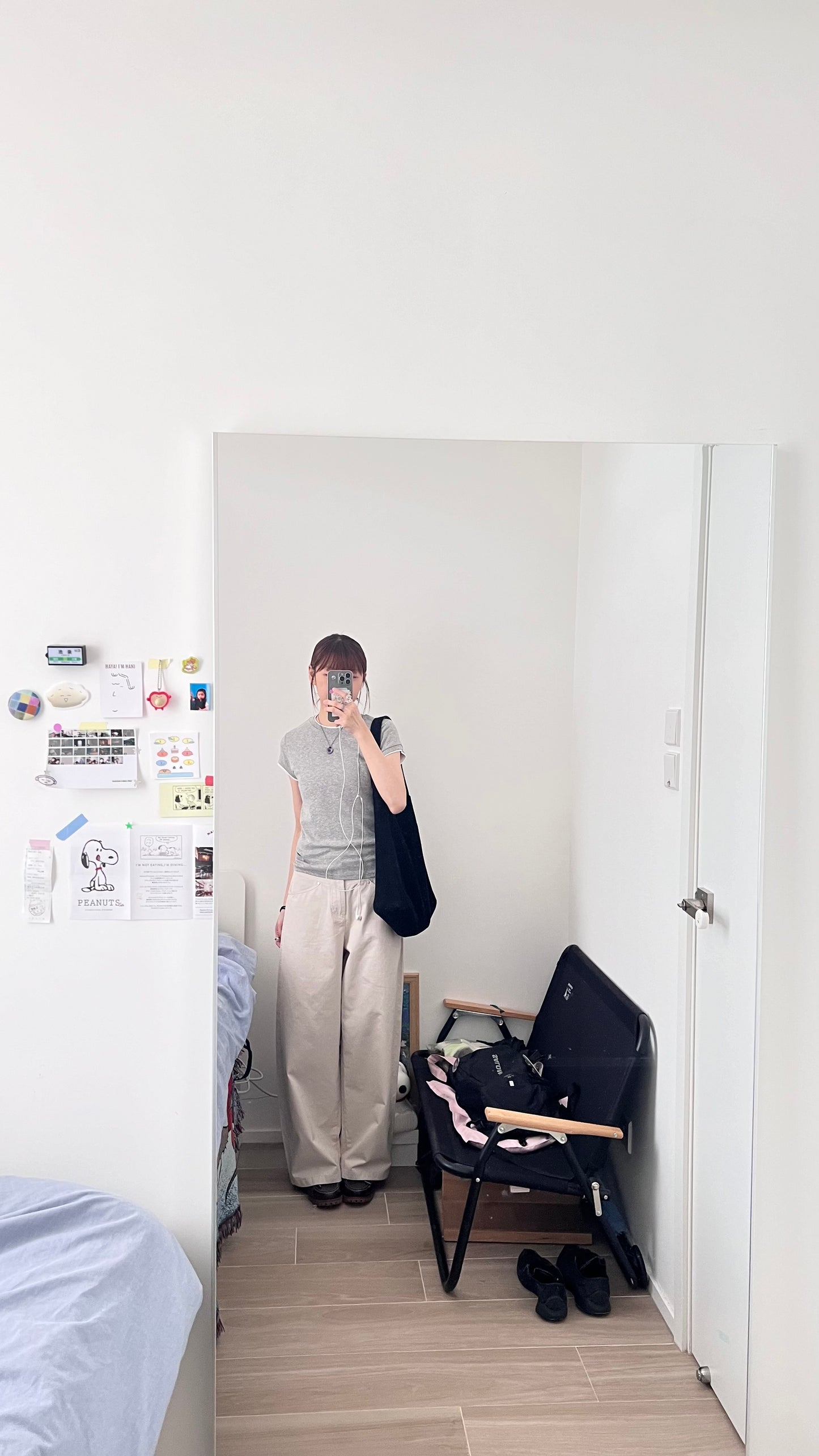 kaze curved seam wide-leg trousers in beige (pre-order)