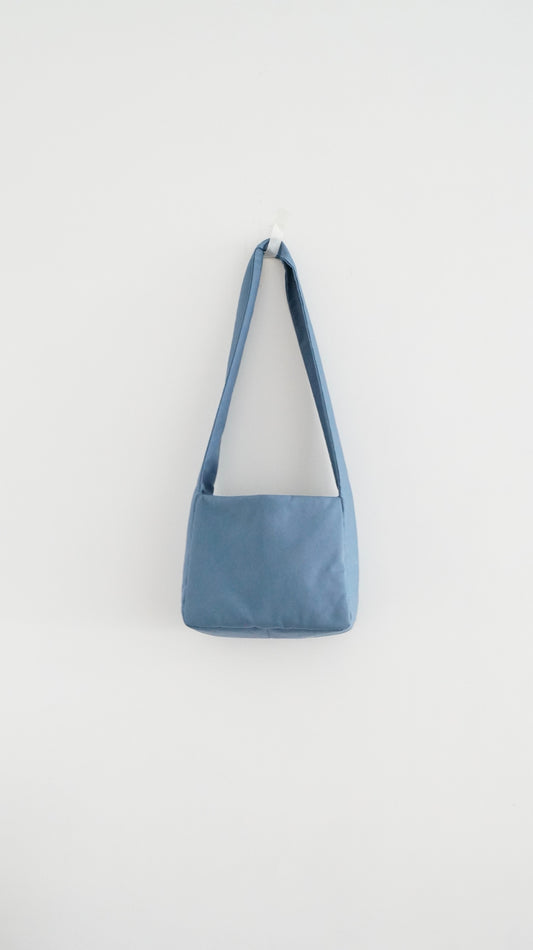 pori bag in french blue ( pre-order )