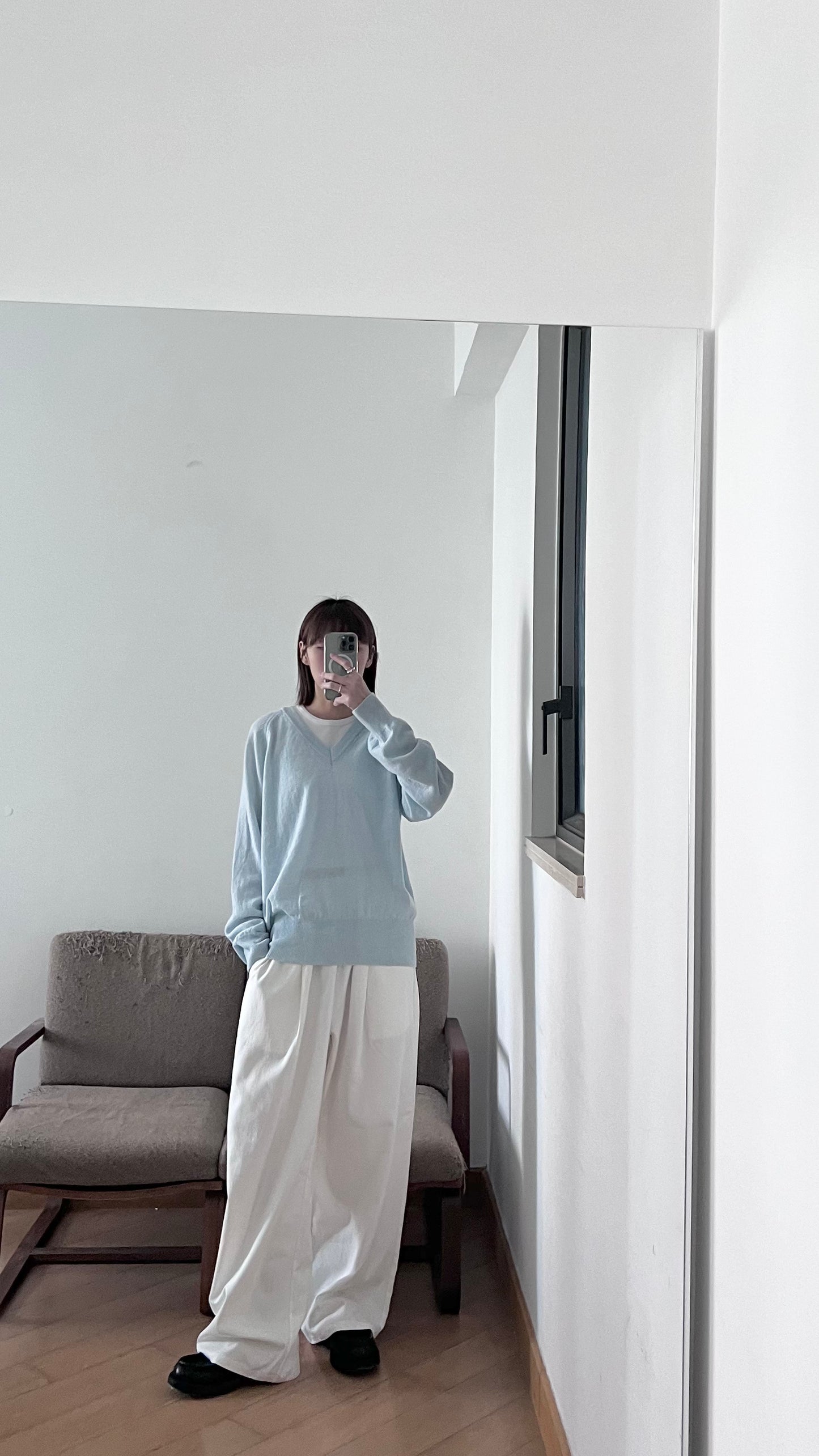 baggy cotton pants in white