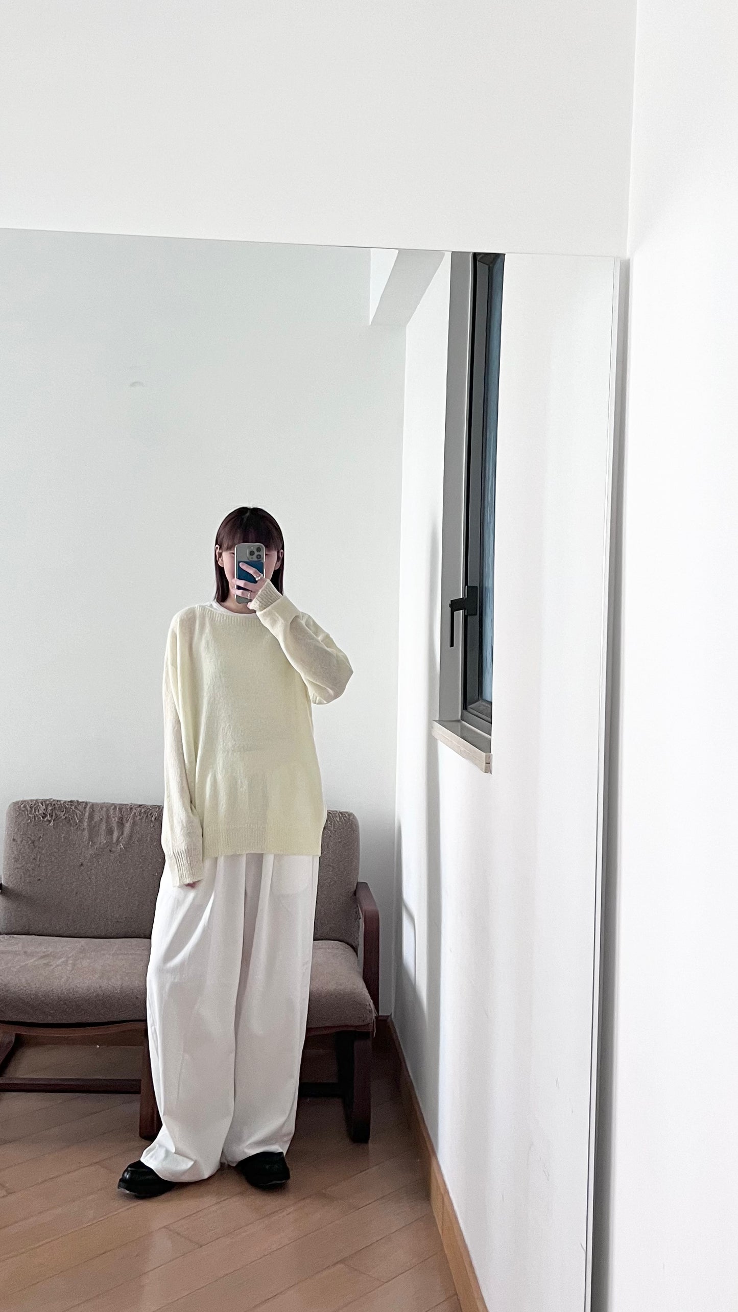 baggy cotton pants in white