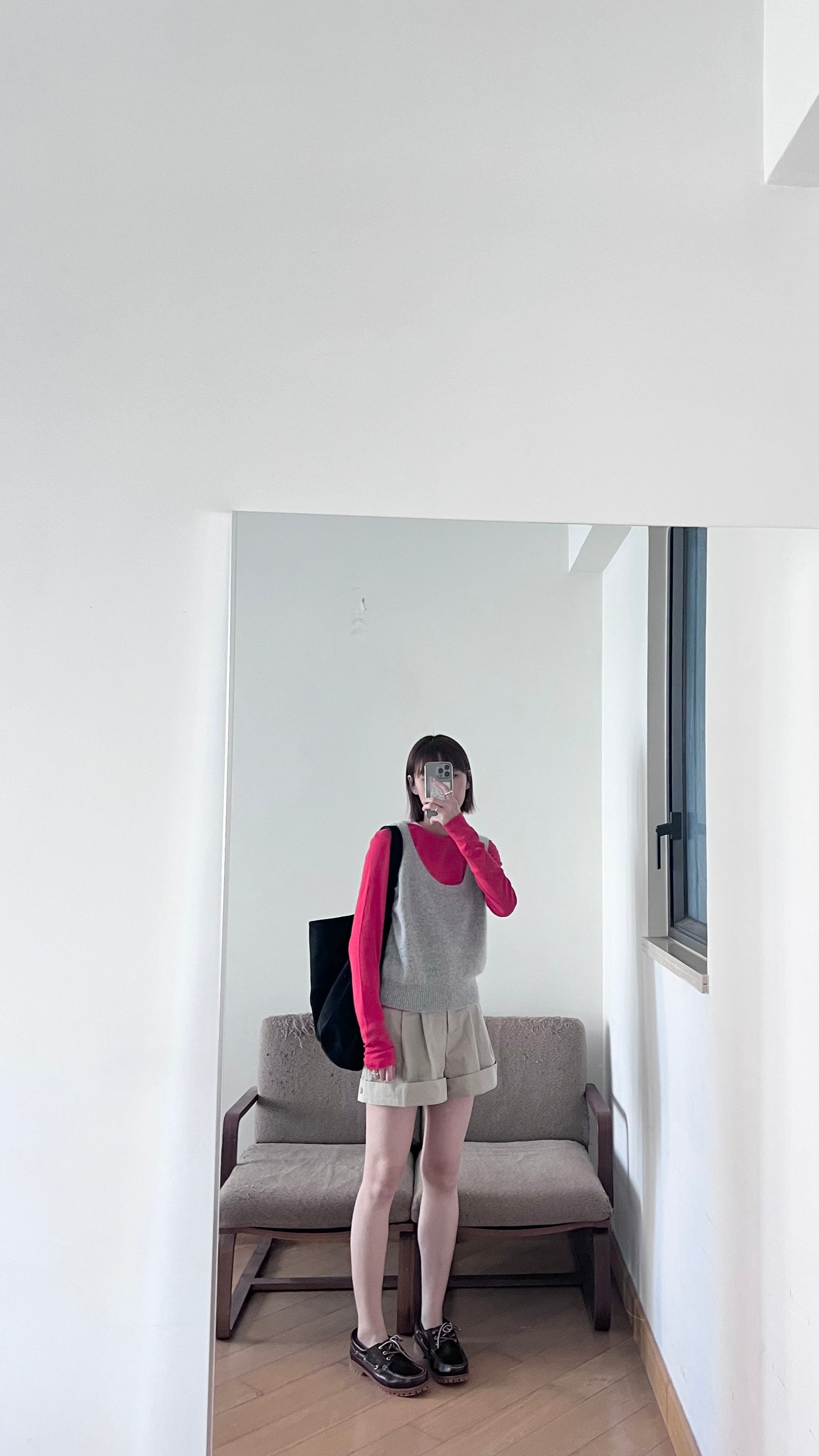 soft minimalist vest in grey (pre-order)