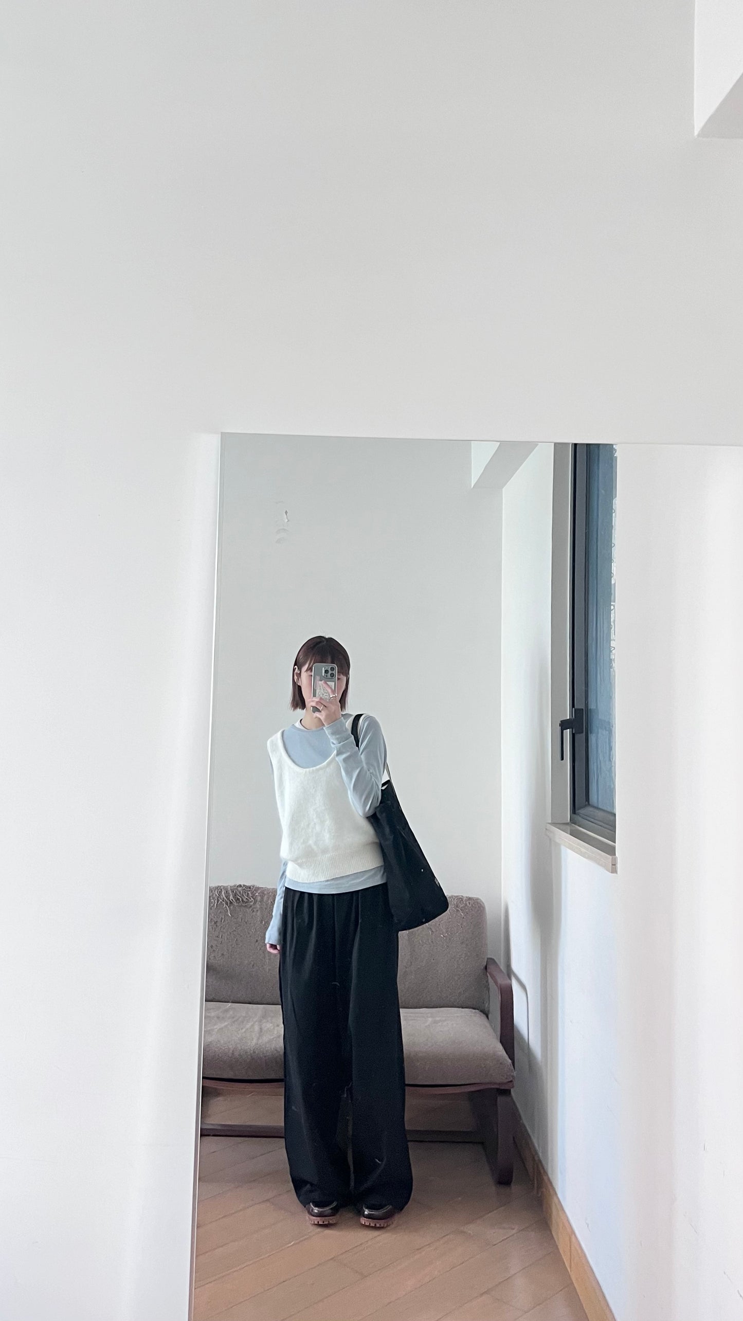 soft minimalist vest in ivory (pre-order)