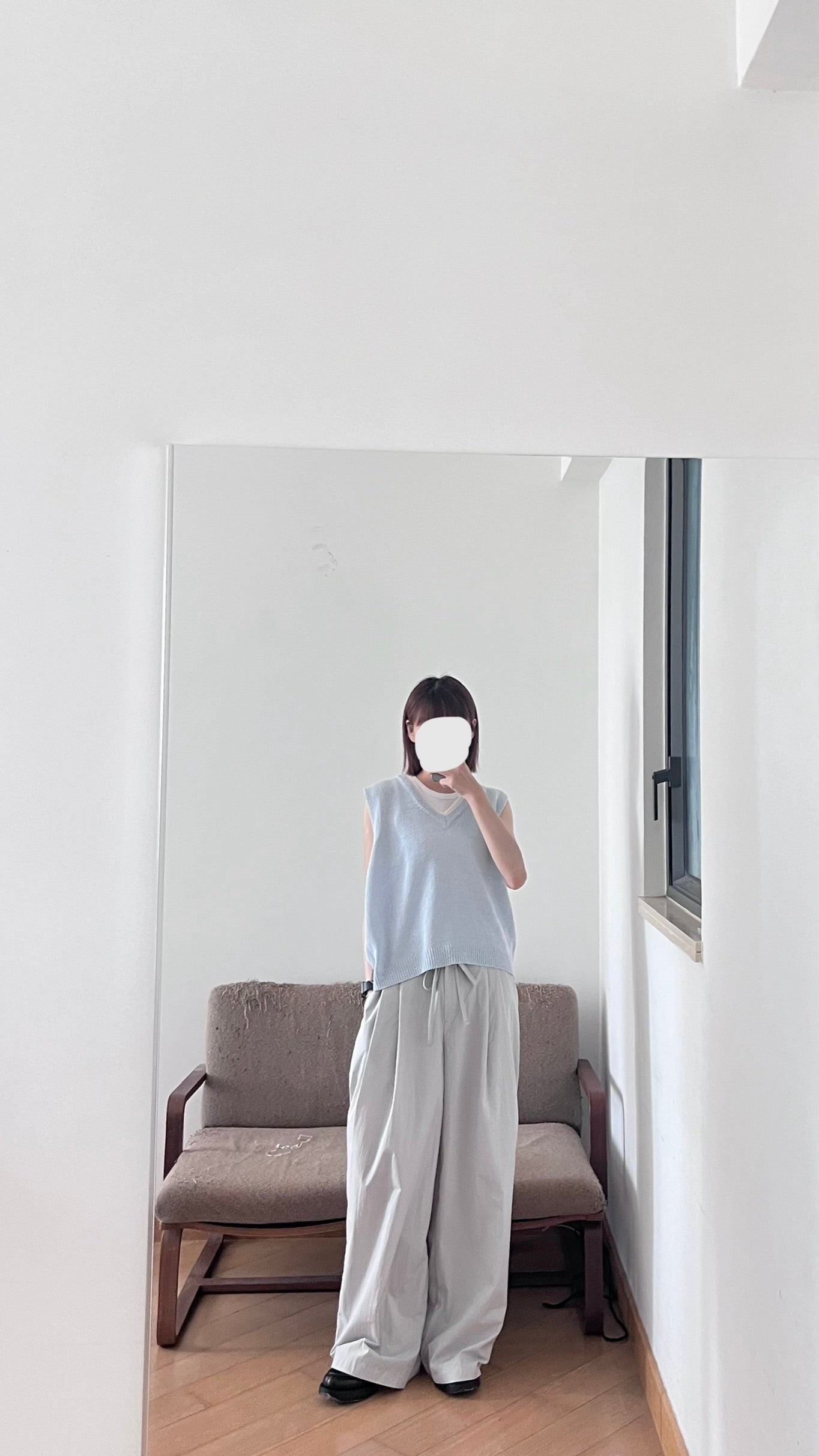 patchwork v-neck vest in baby blue (pre-order)