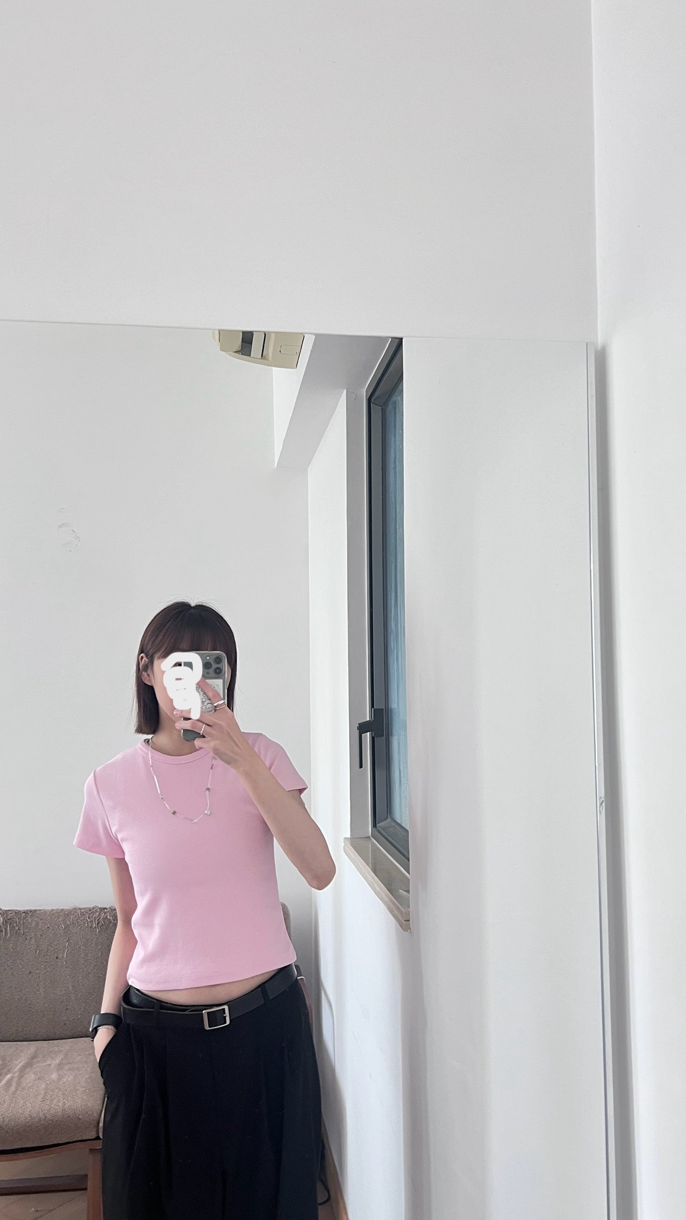 lightproof low-waist trousers in black (pre-order)