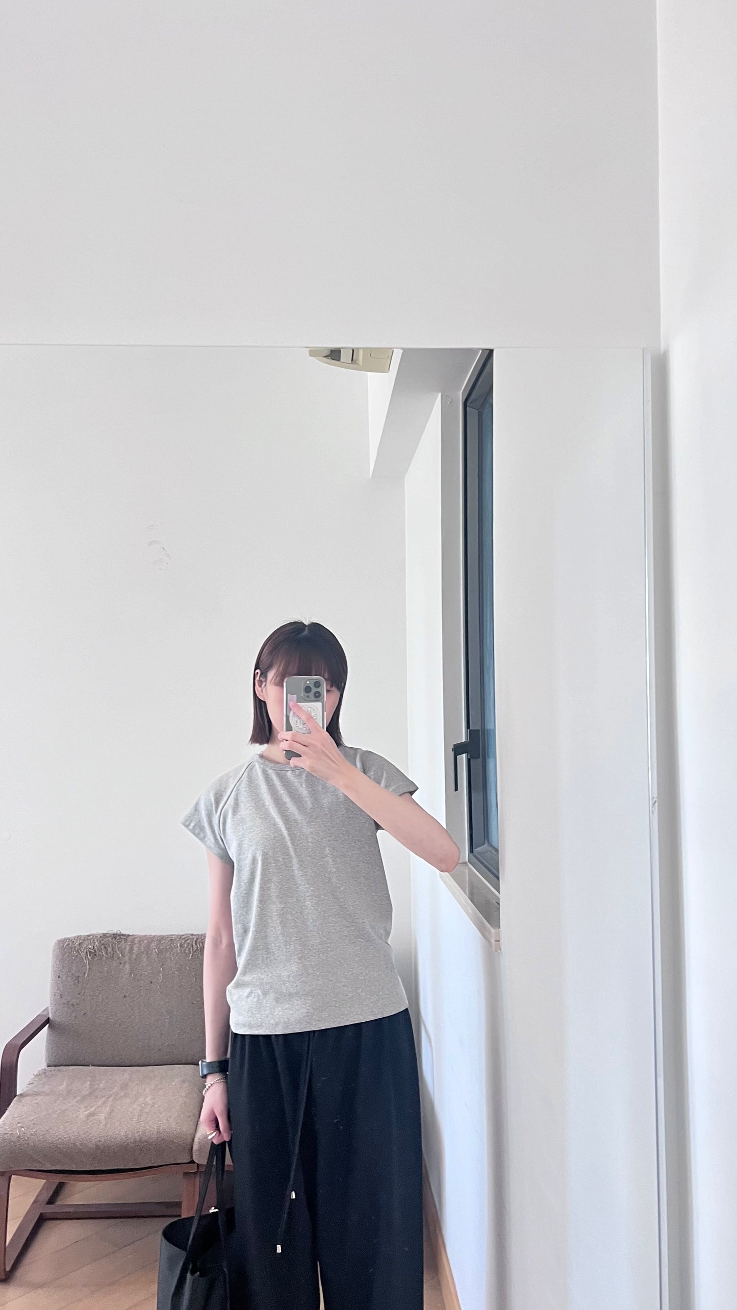 clean fit raglan sleeve tee in grey (pre-order)