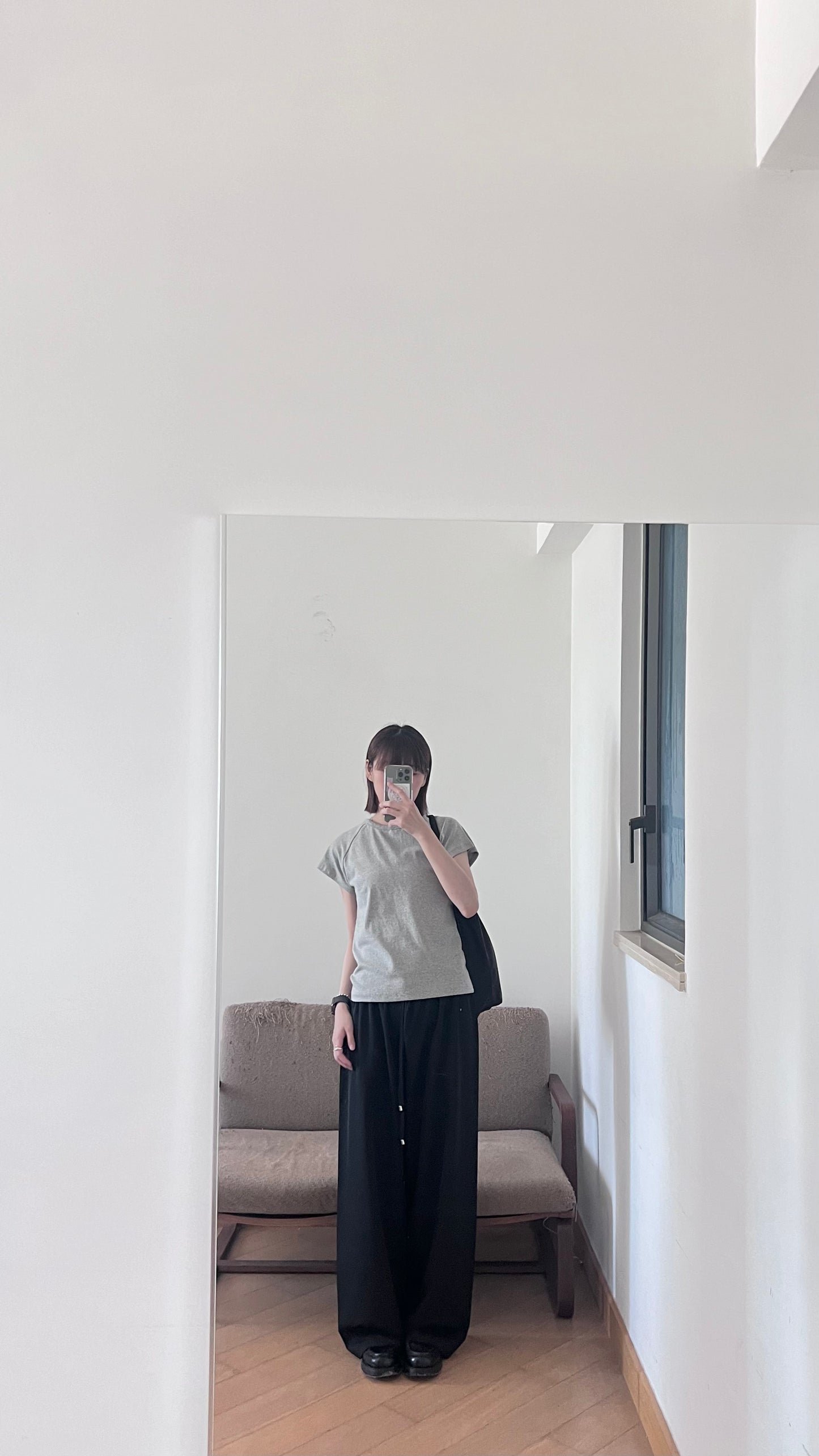clean fit raglan sleeve tee in grey (pre-order)