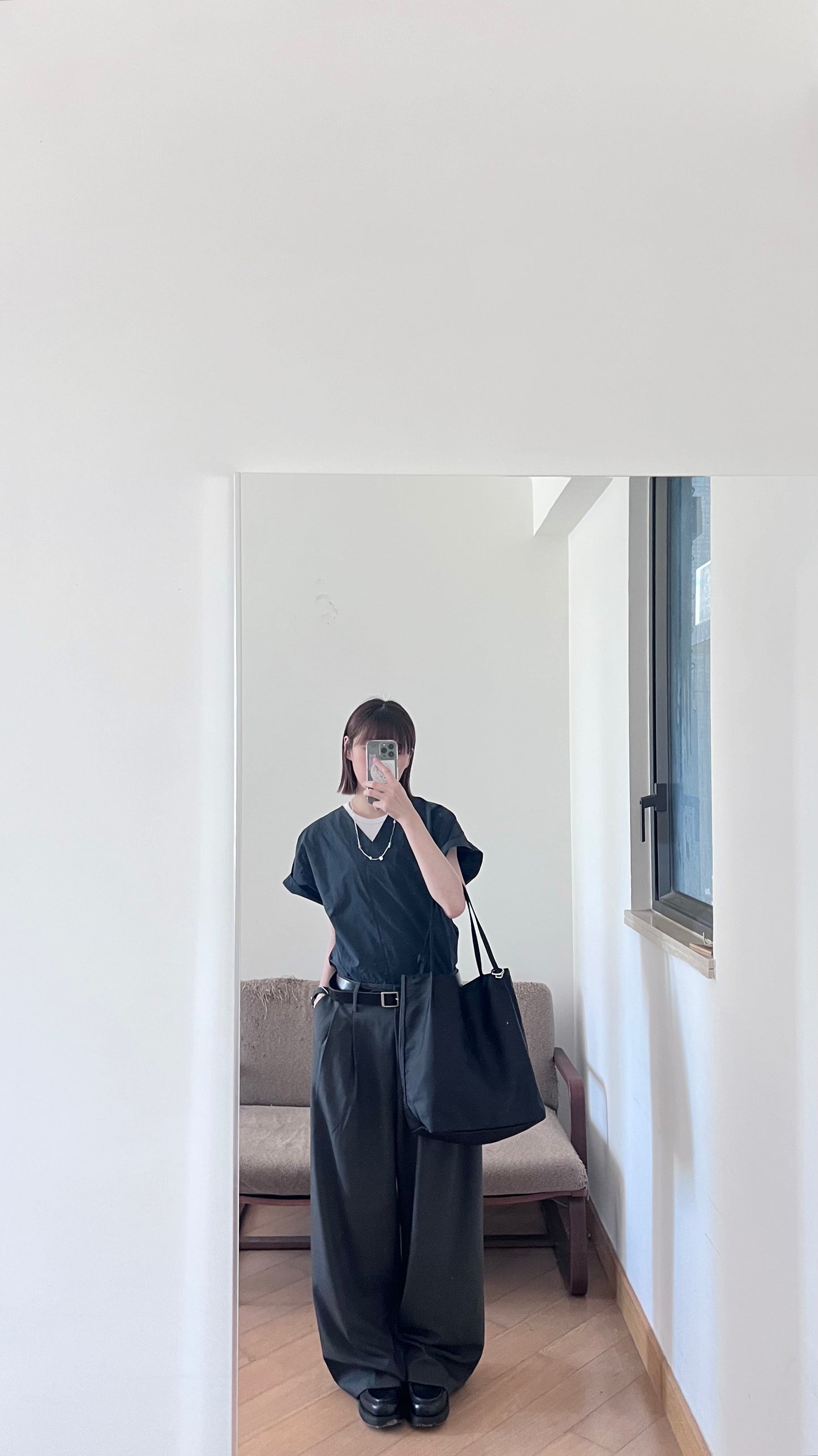 classic low-waisted wide pants in grey (pre-order)