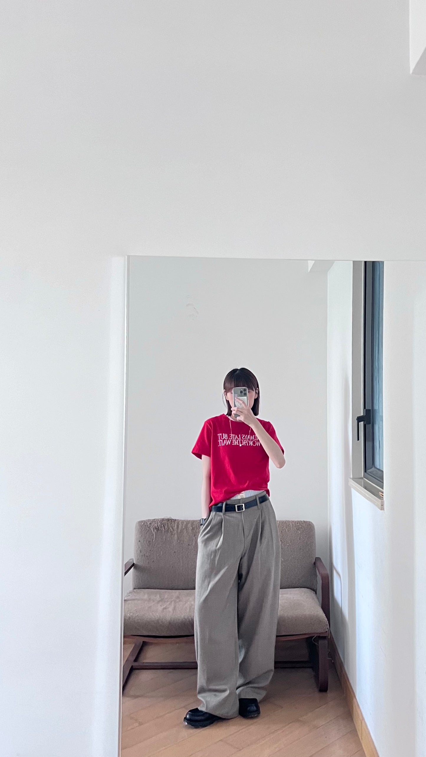 classic low-waisted wide pants in khaki (pre-order)