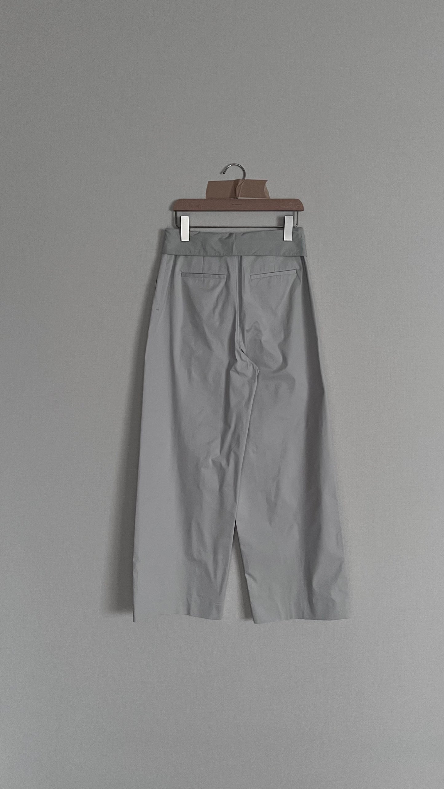 collar pants in light grey (pre-order)