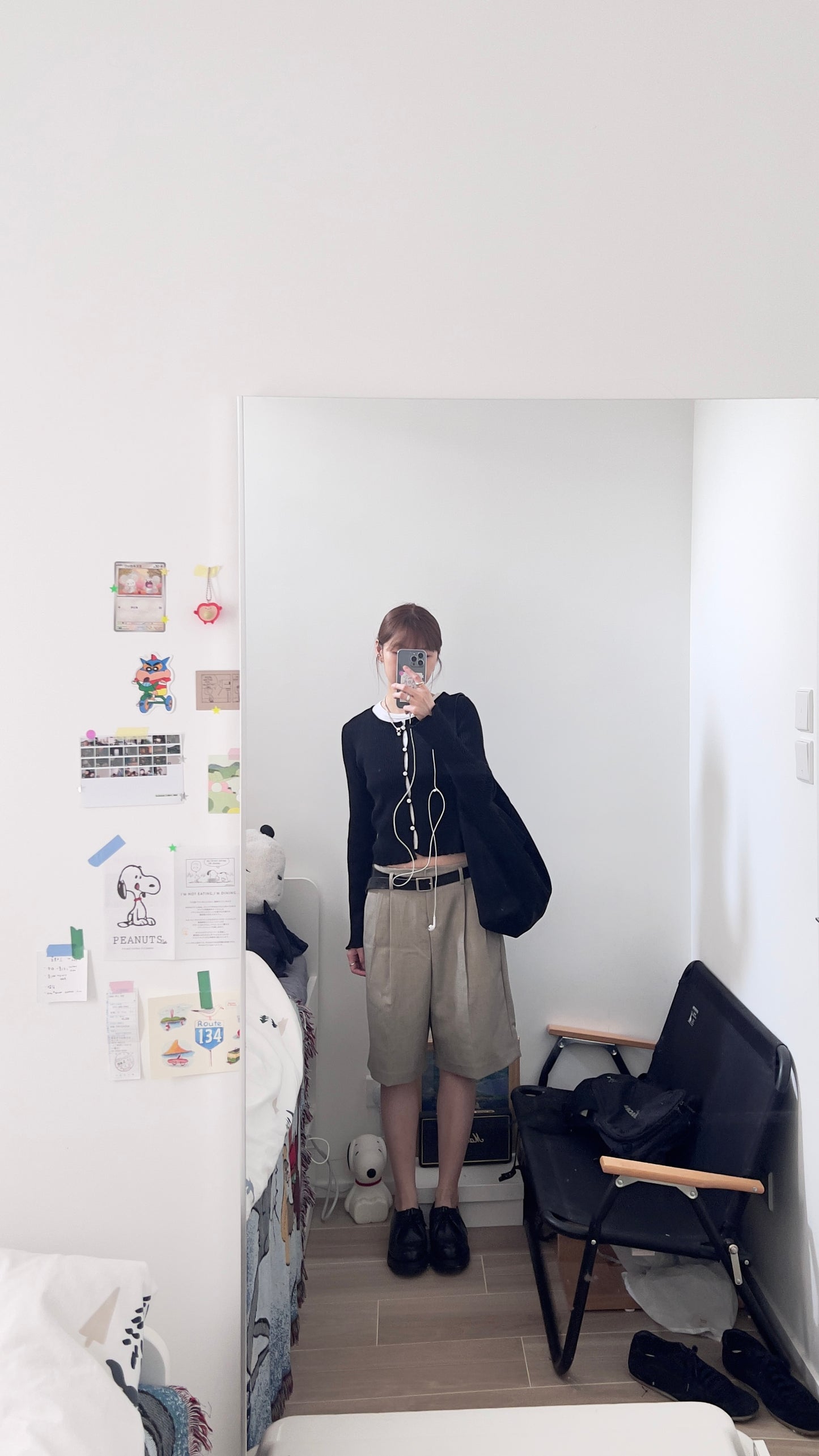 victoria tailored shorts in khaki (pre-order)