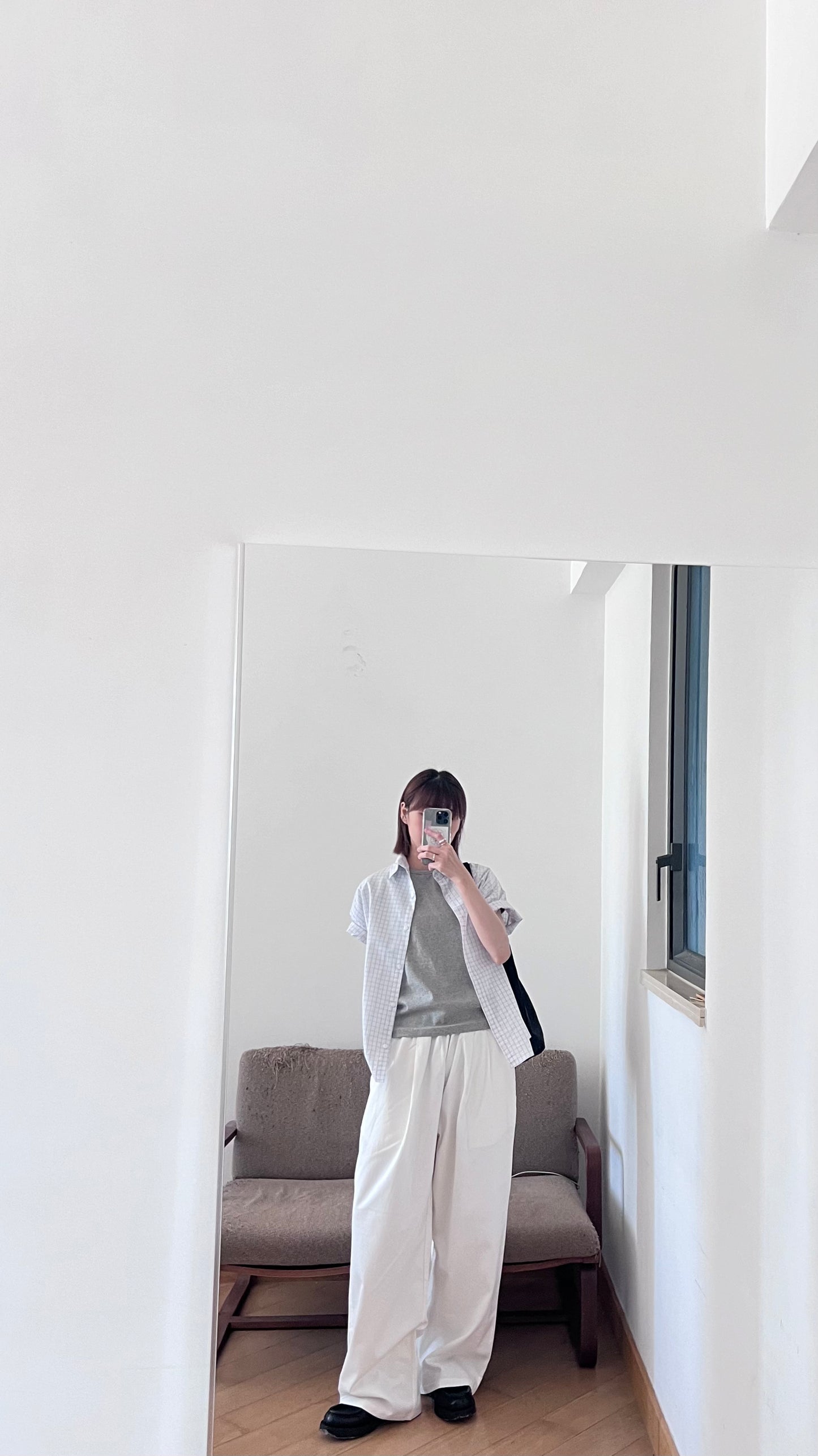 plain grid shirt in white (pre-order)