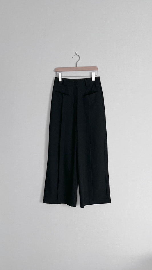 suit pocket straight-leg pants in black (pre-order)