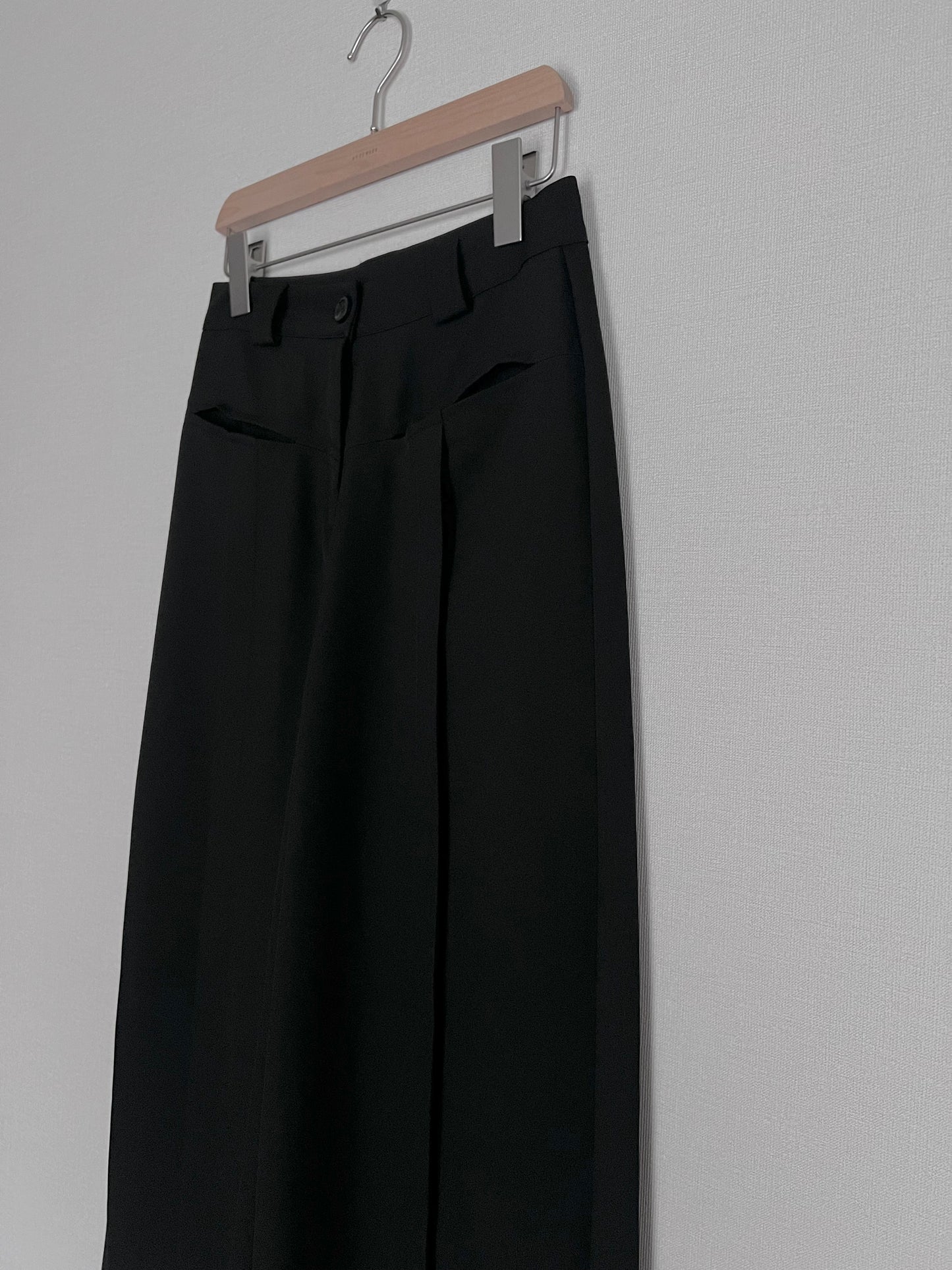 suit pocket straight-leg pants in black (pre-order)