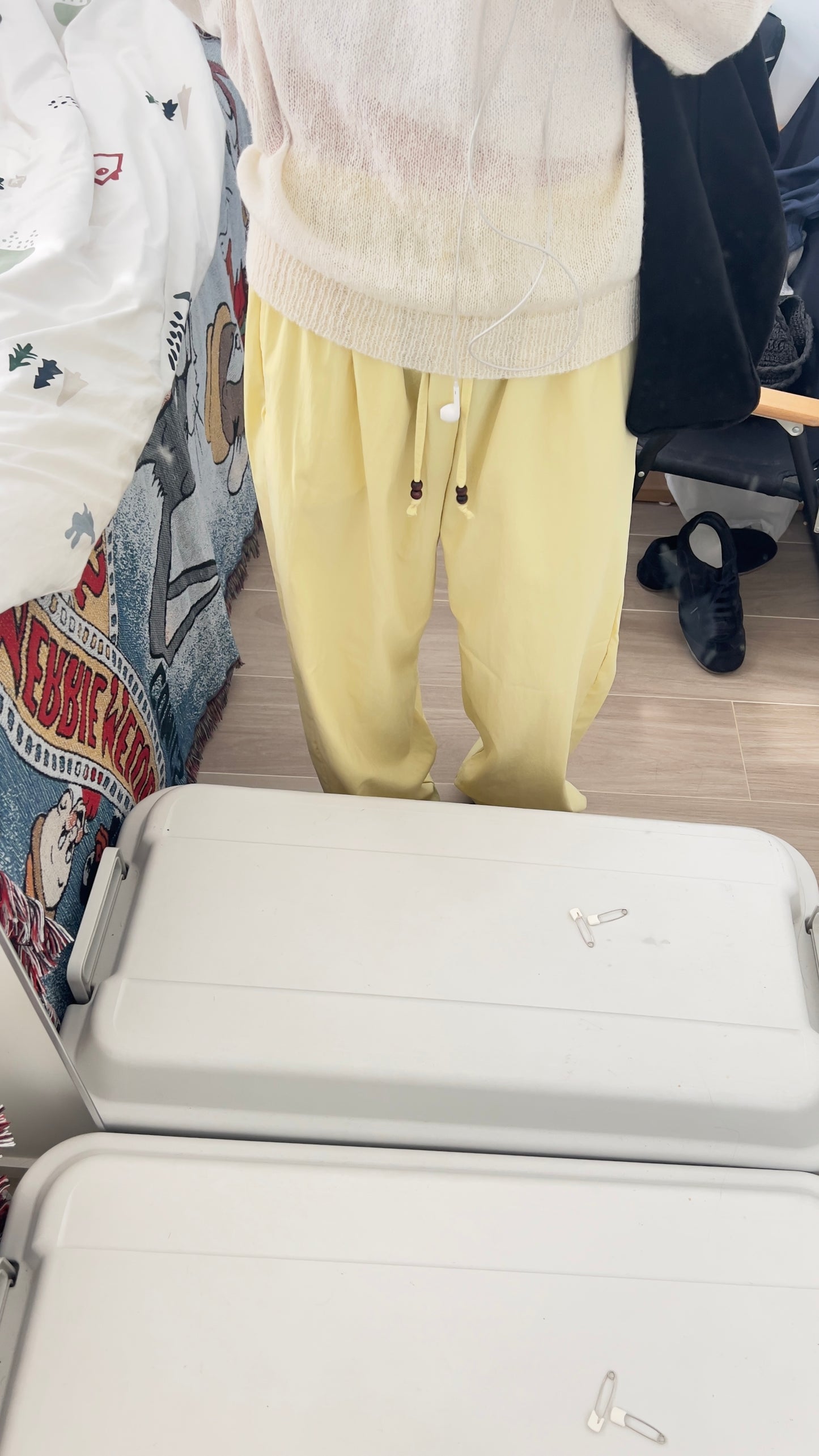 nomi color street pants in yellow