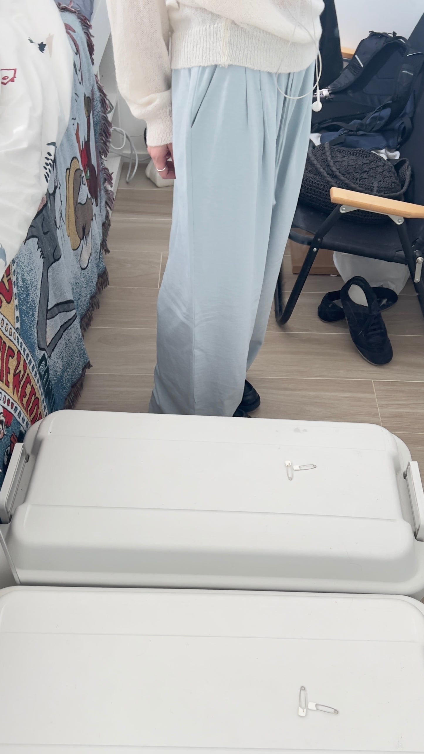 mochi color easy pants in sora (pre-order)