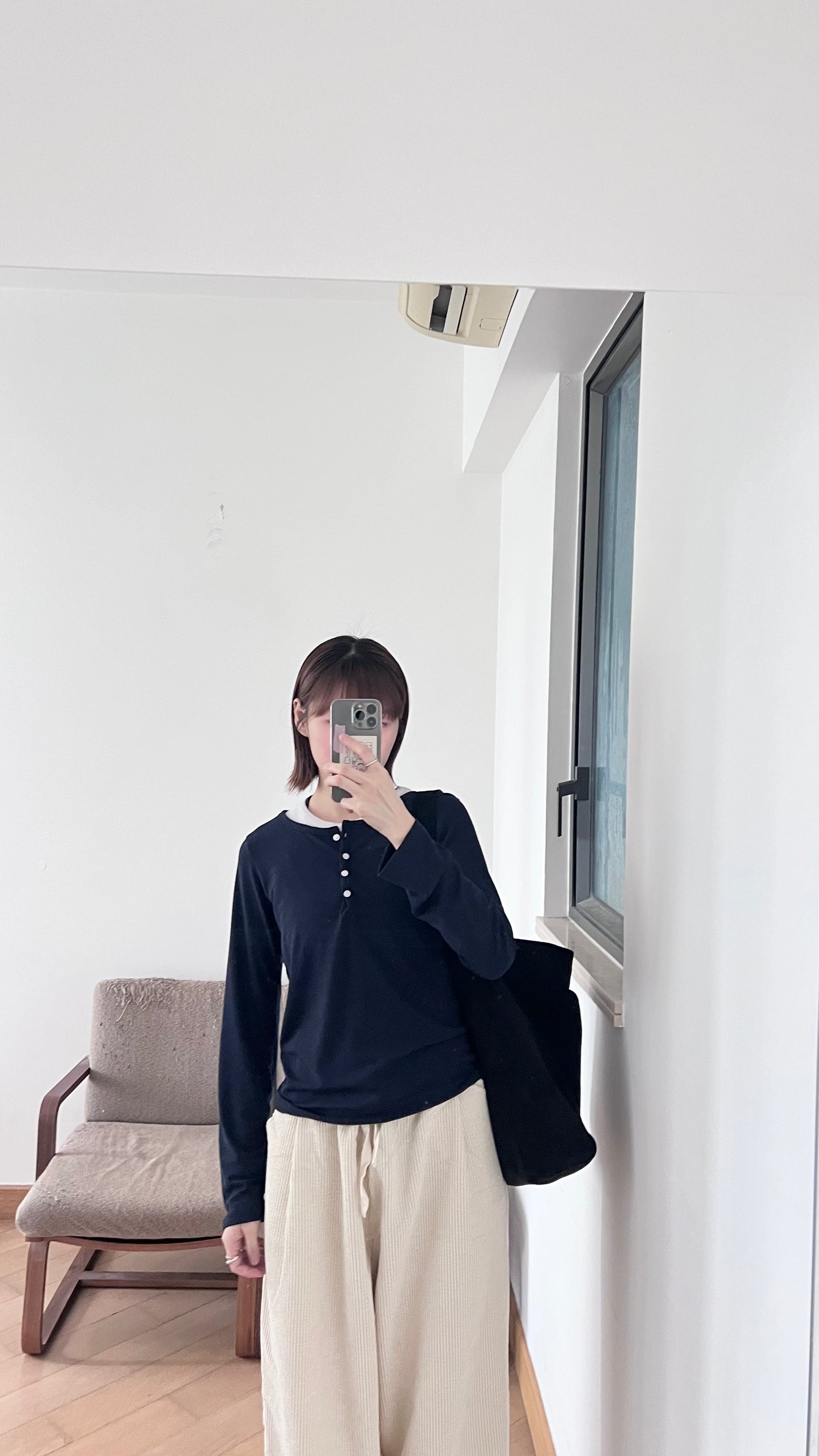 noa sheer basic tee in navy
