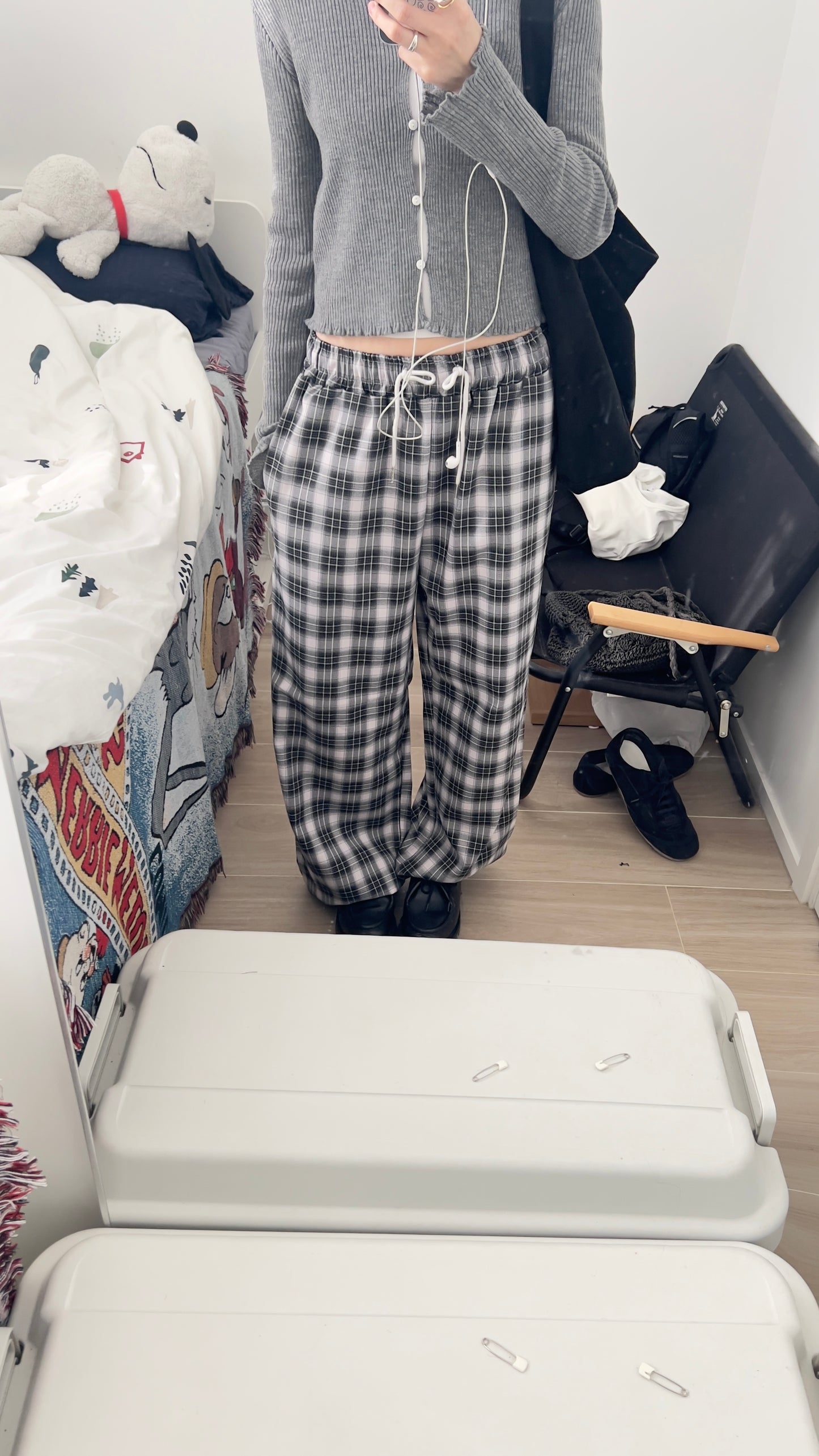 The kyoto checked trousers in black