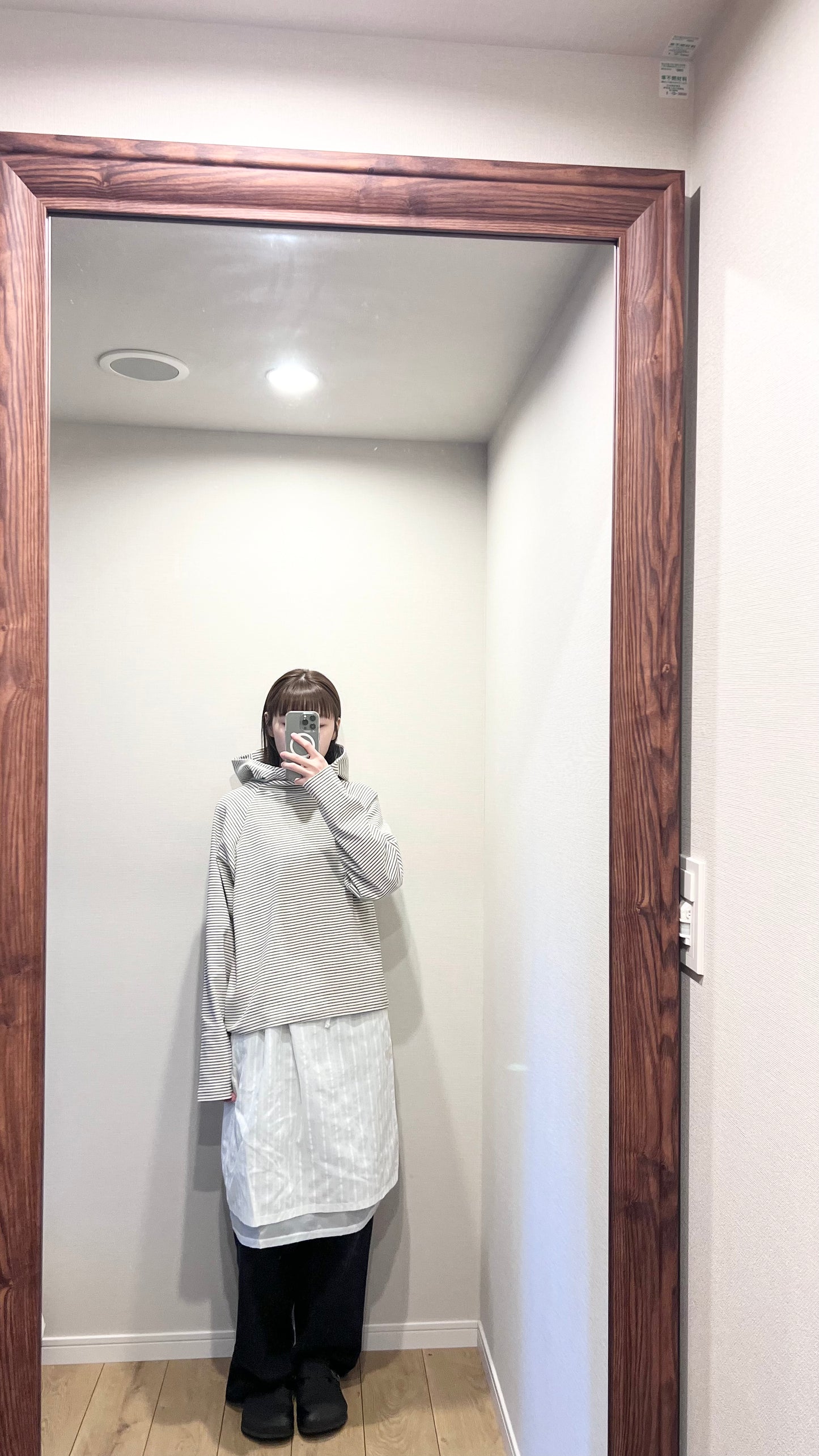 turtle-neck striped hoodie in ivory