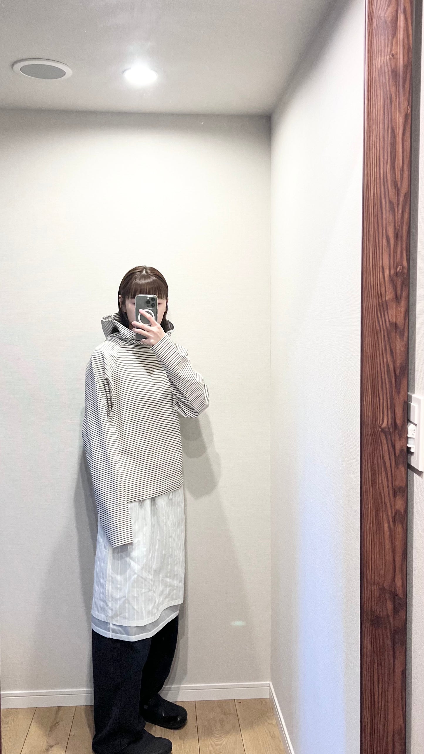 turtle-neck striped hoodie in ivory