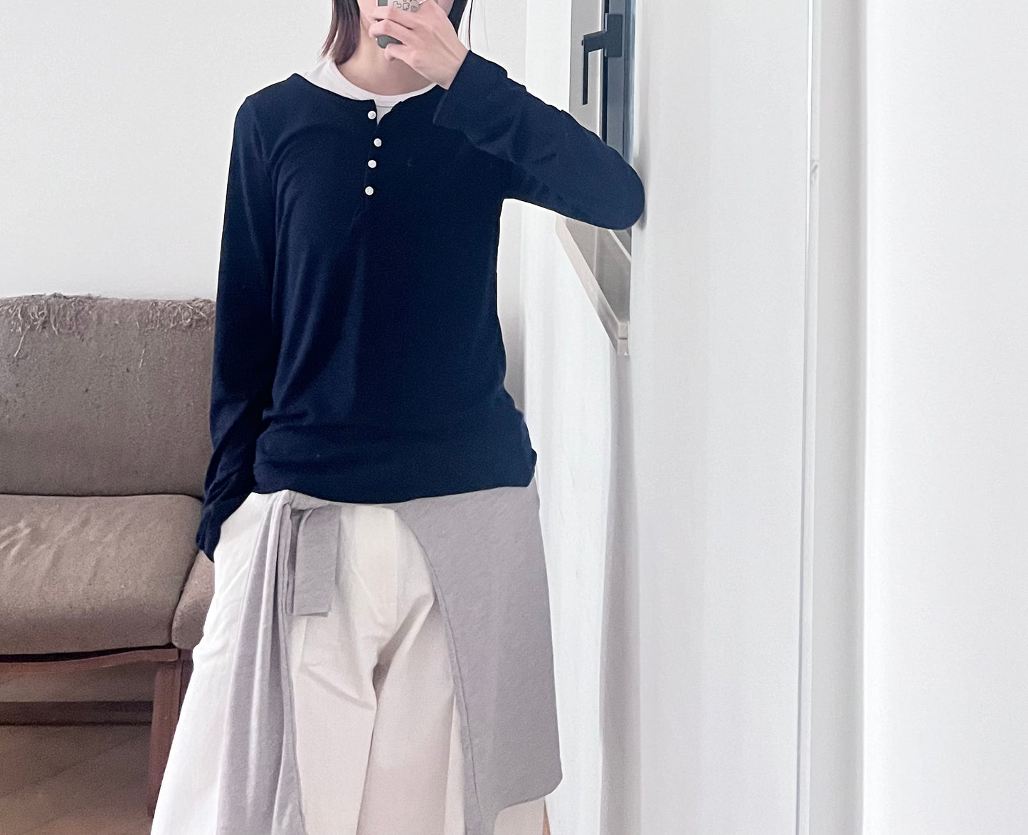 noa sheer basic tee in navy