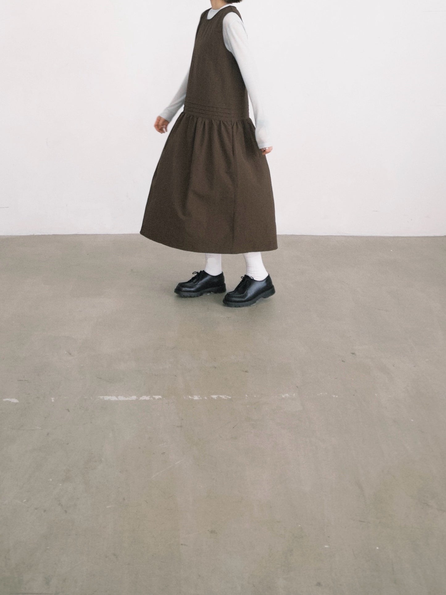 pleatlow dress in brown ( pre-order )