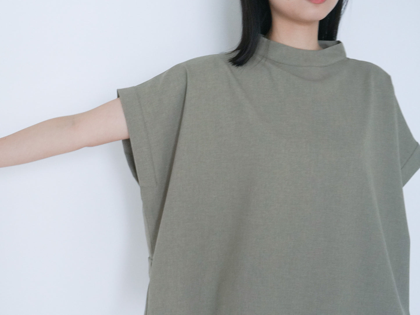 ruth top khaki