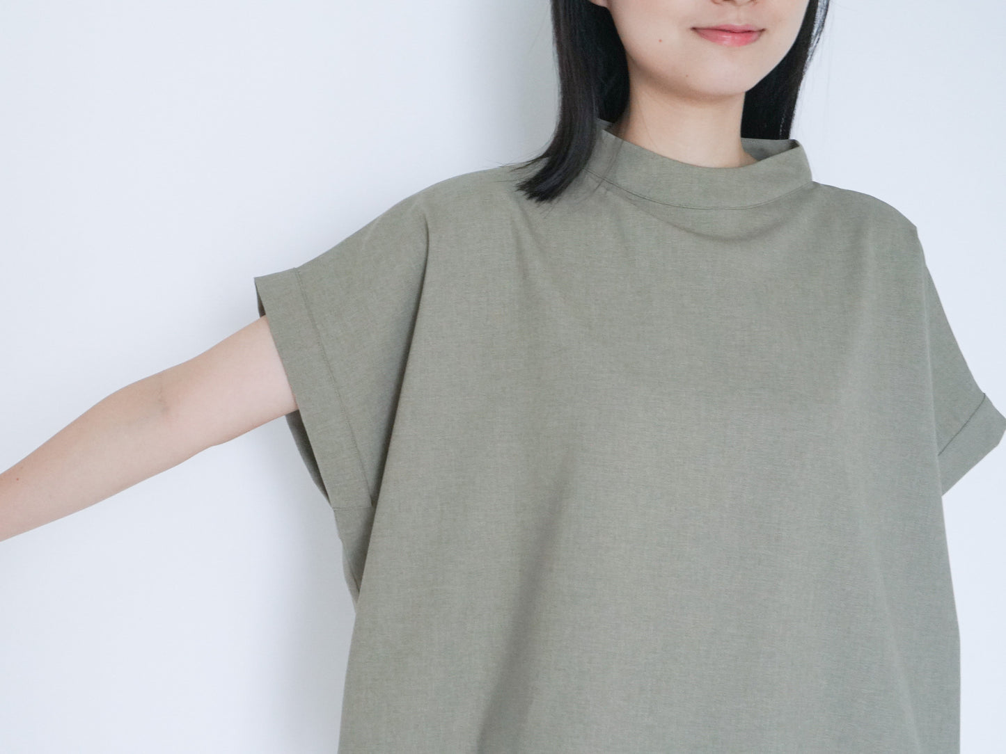 ruth top khaki