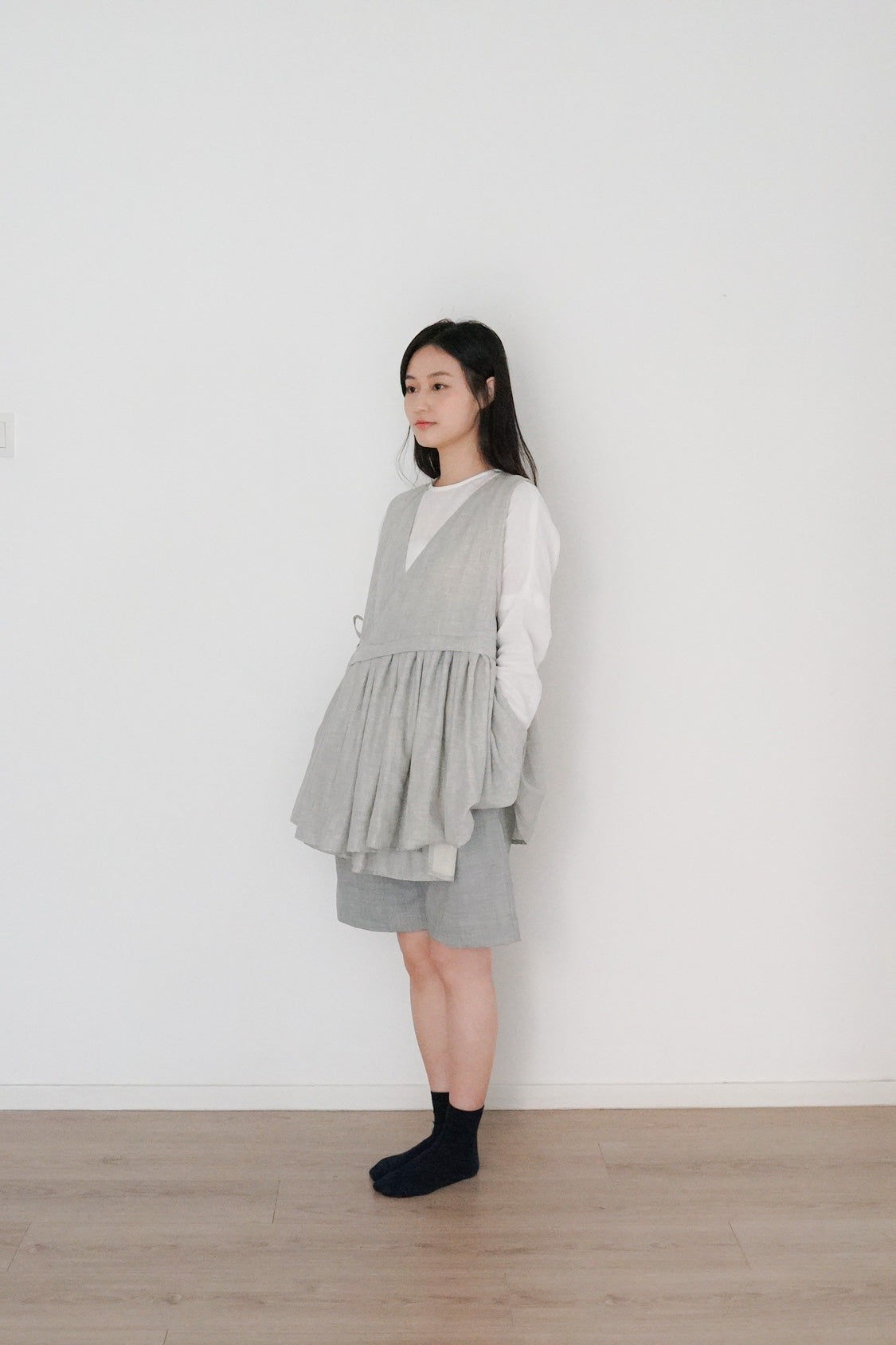 yui vest grey